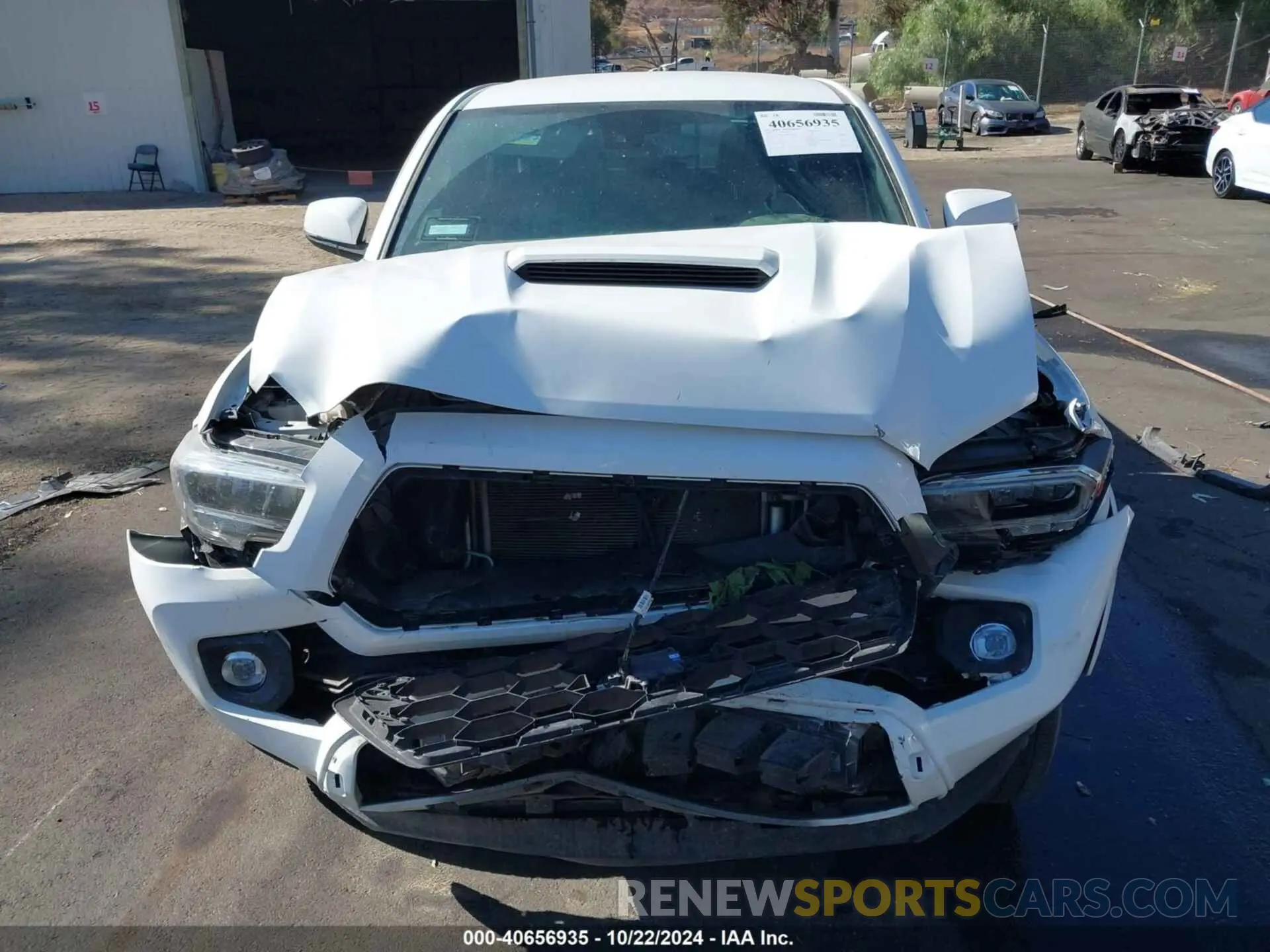12 fotografías del automóvil dañado 3TMDZ5BN3PM142458 TOYOTA TACOMA 2023