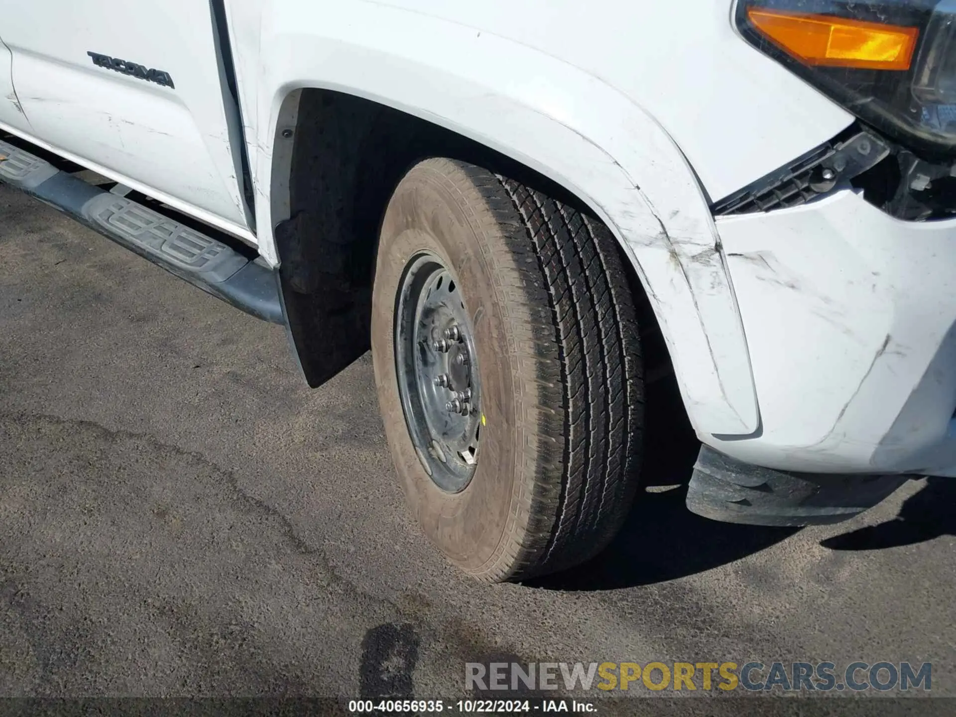 17 fotografías del automóvil dañado 3TMDZ5BN3PM142458 TOYOTA TACOMA 2023