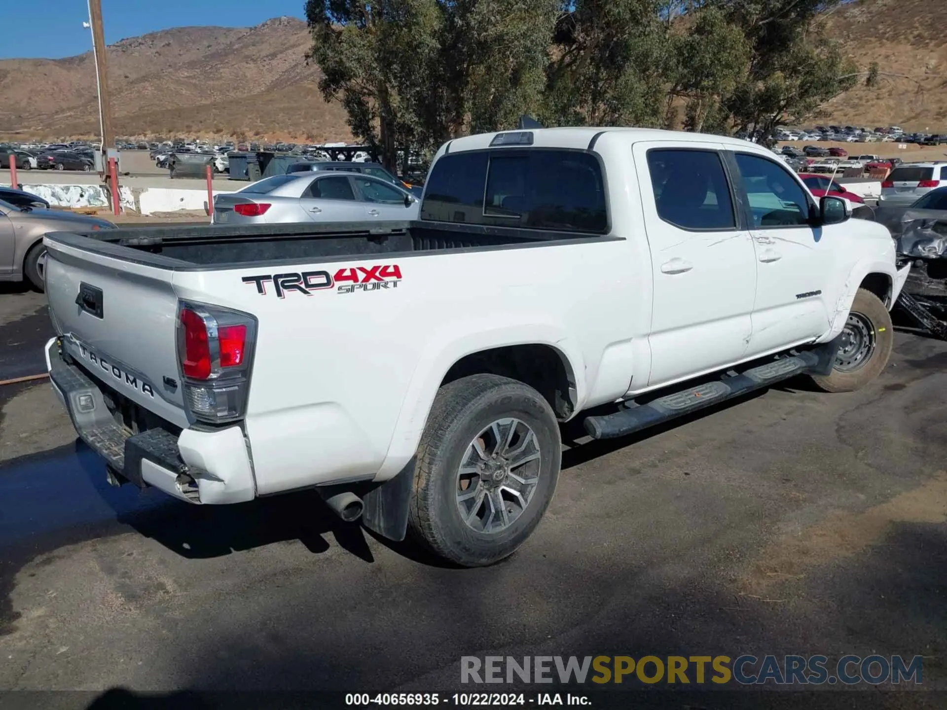 4 fotografías del automóvil dañado 3TMDZ5BN3PM142458 TOYOTA TACOMA 2023