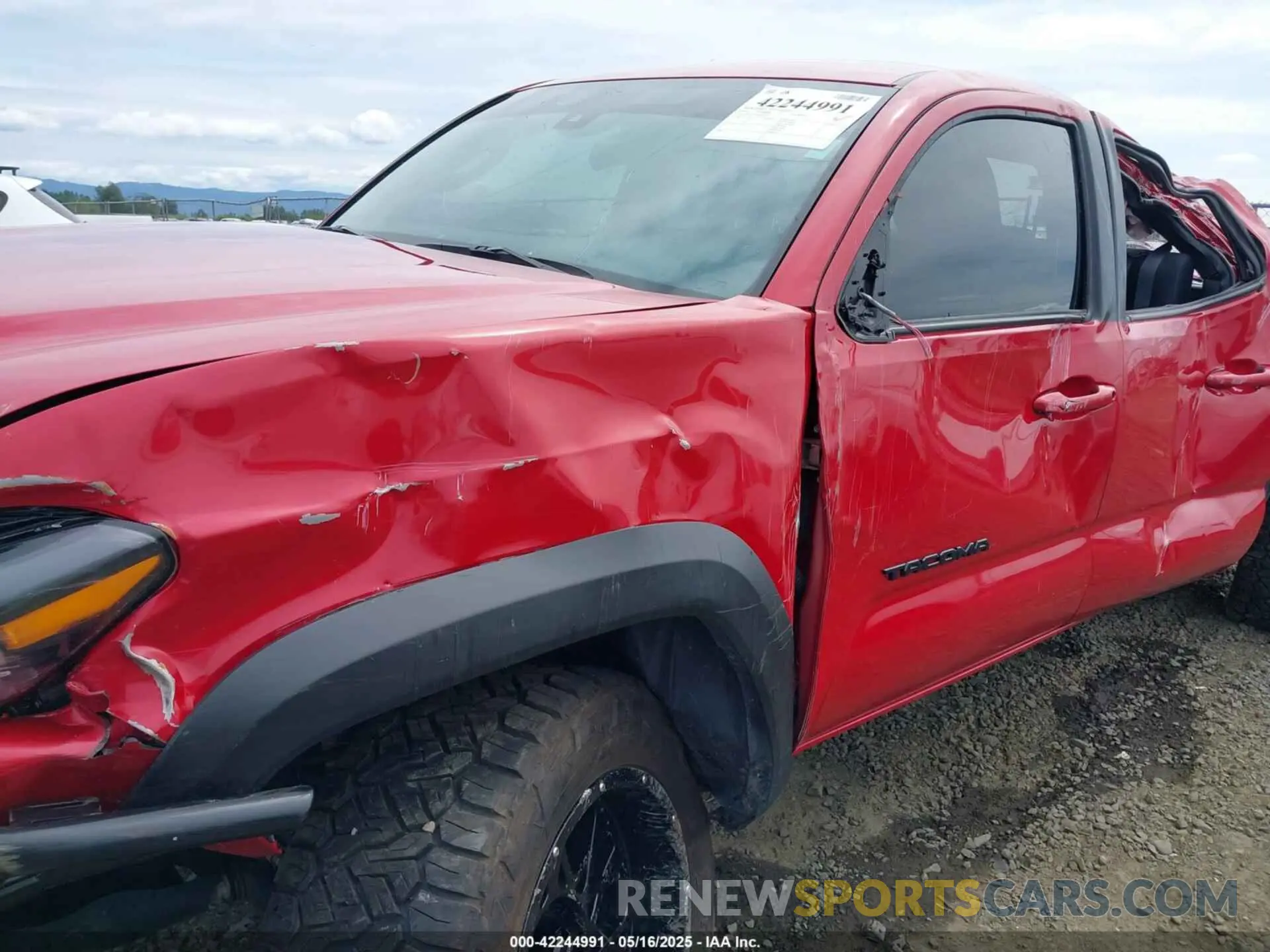 11 fotografías del automóvil dañado 3TMDZ5BN3PM144761 TOYOTA TACOMA 2023