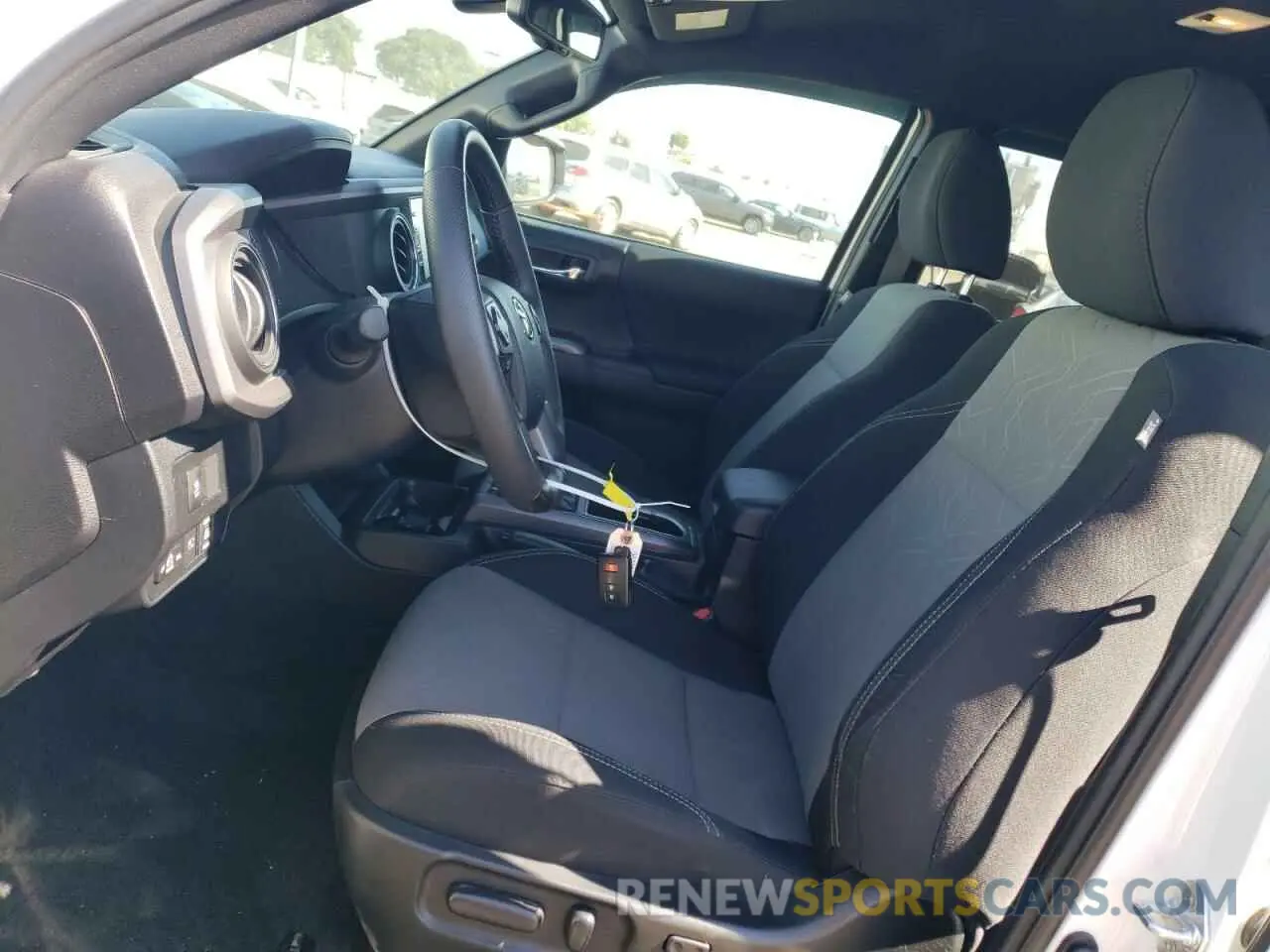 7 fotografías del automóvil dañado 3TMDZ5BN3PM164962 TOYOTA TACOMA 2023