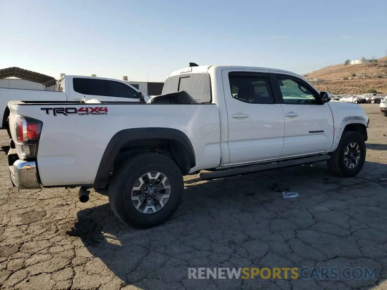 3 fotografías del automóvil dañado 3TMDZ5BN6PM152577 TOYOTA TACOMA 2023