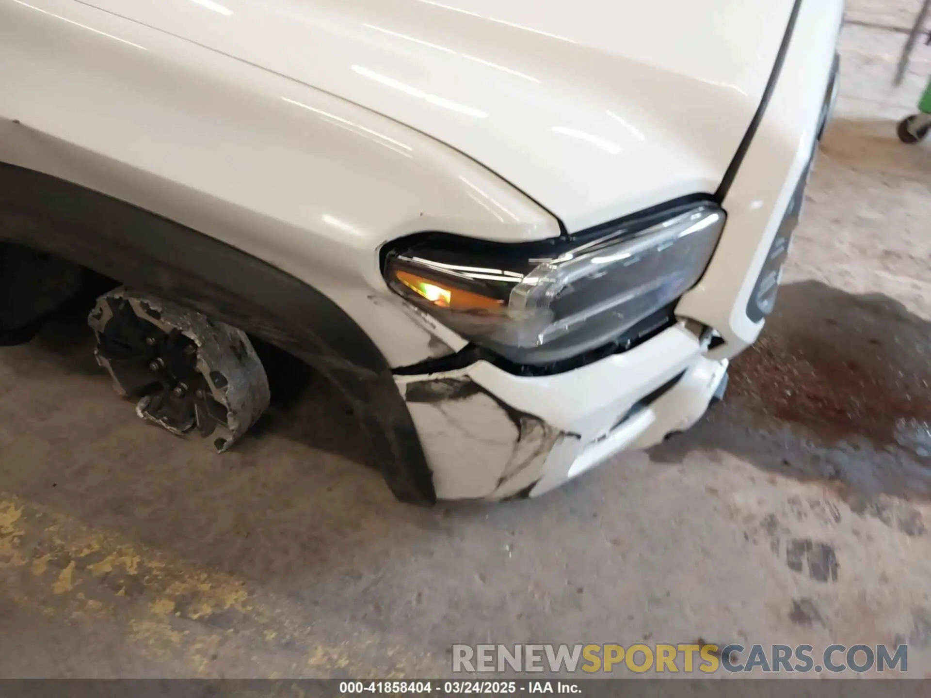 18 fotografías del automóvil dañado 3TMDZ5BN6PM155155 TOYOTA TACOMA 2023