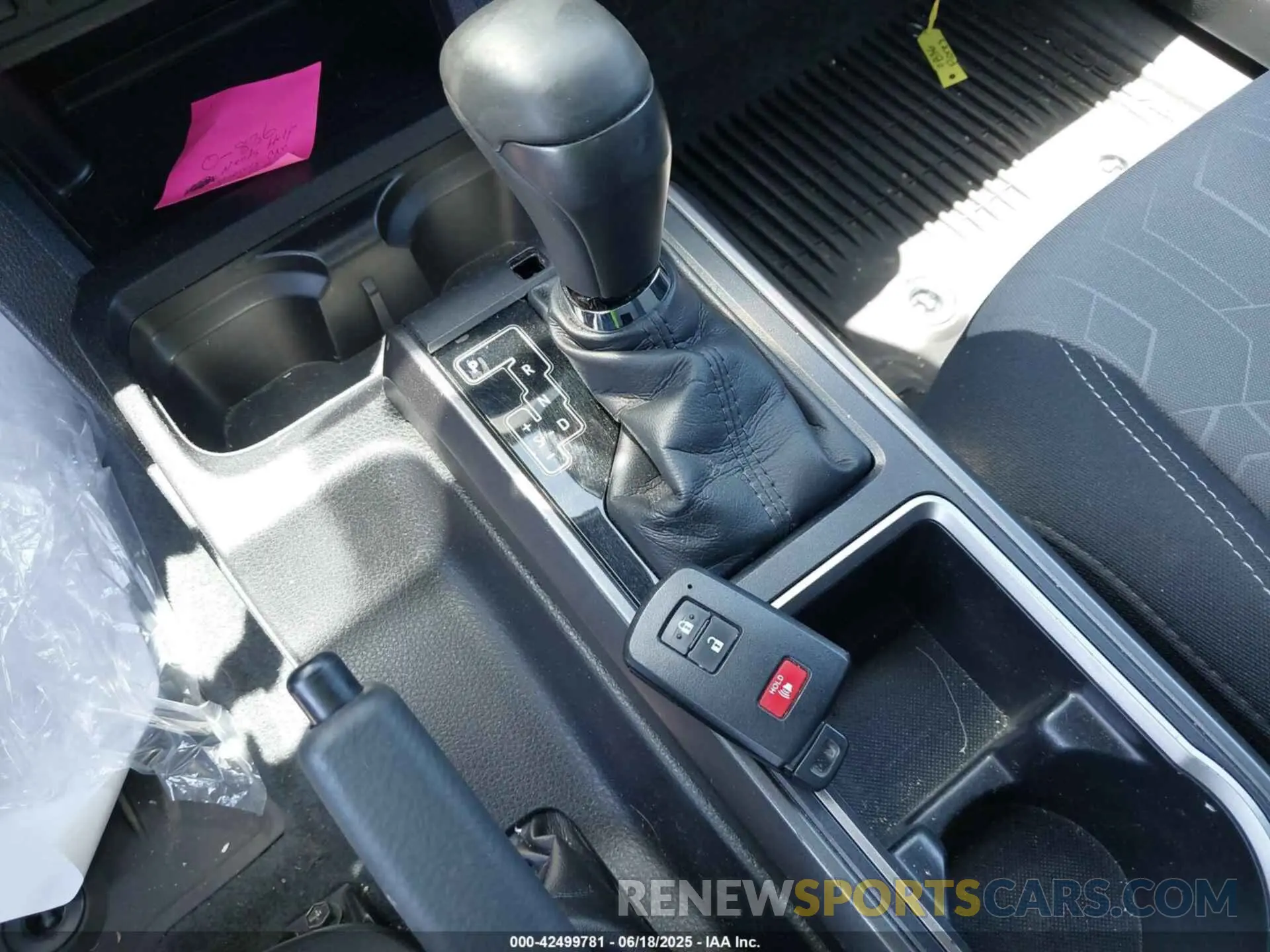 11 fotografías del automóvil dañado 3TMDZ5BN7PM159618 TOYOTA TACOMA 2023