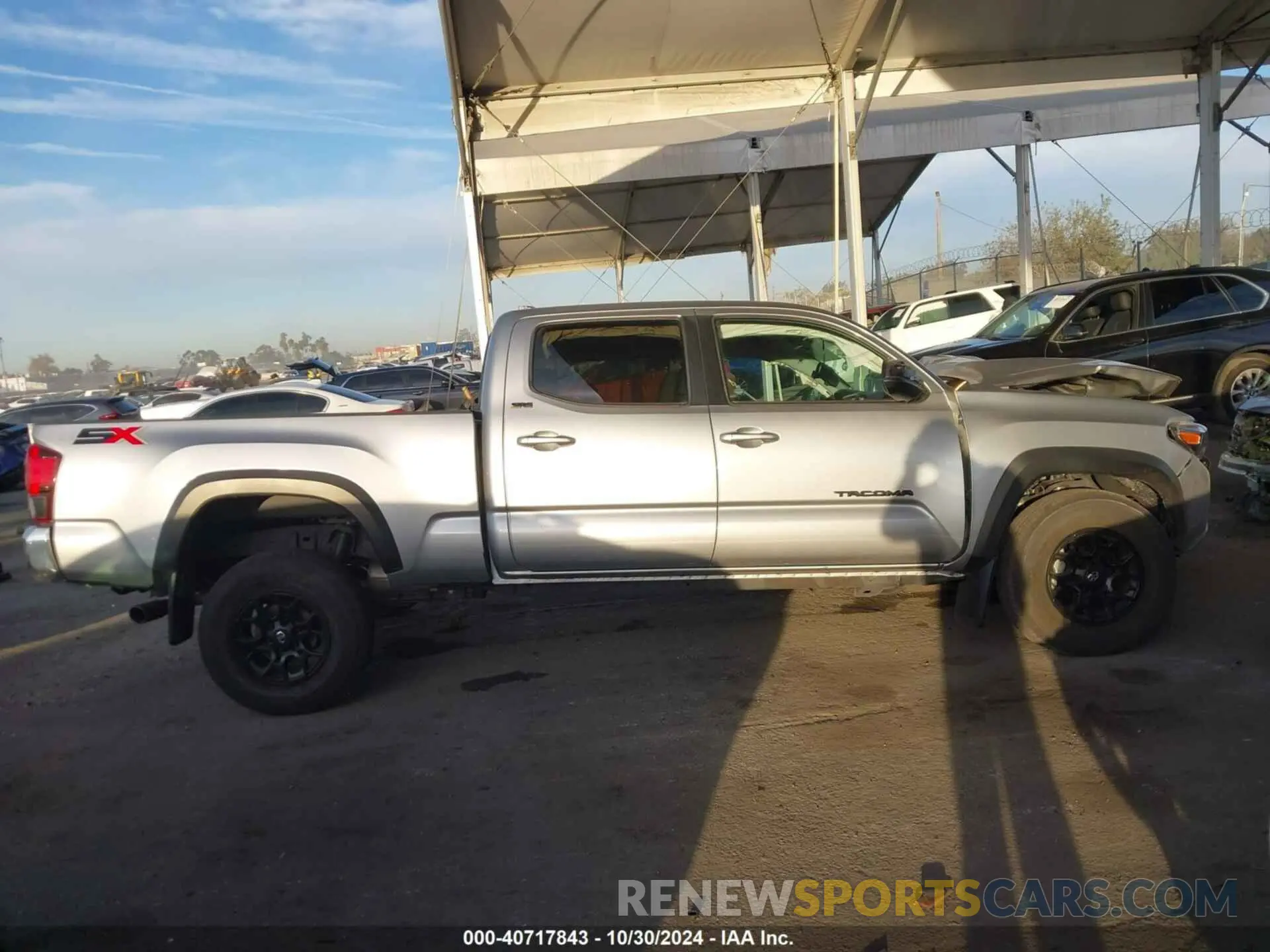 12 fotografías del automóvil dañado 3TMDZ5BN8PM142343 TOYOTA TACOMA 2023