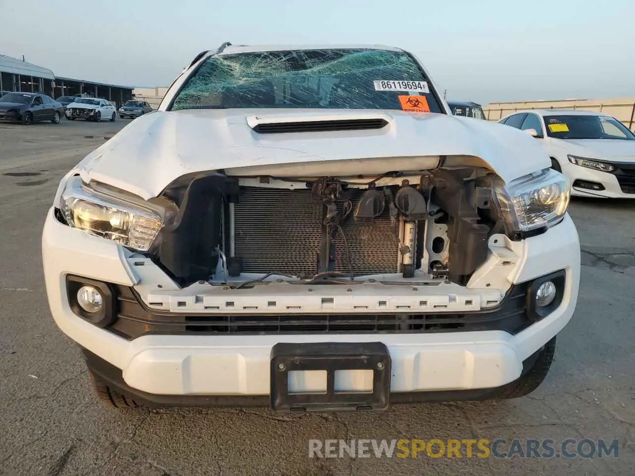 5 fotografías del automóvil dañado 3TMDZ5BN8PM142486 TOYOTA TACOMA 2023