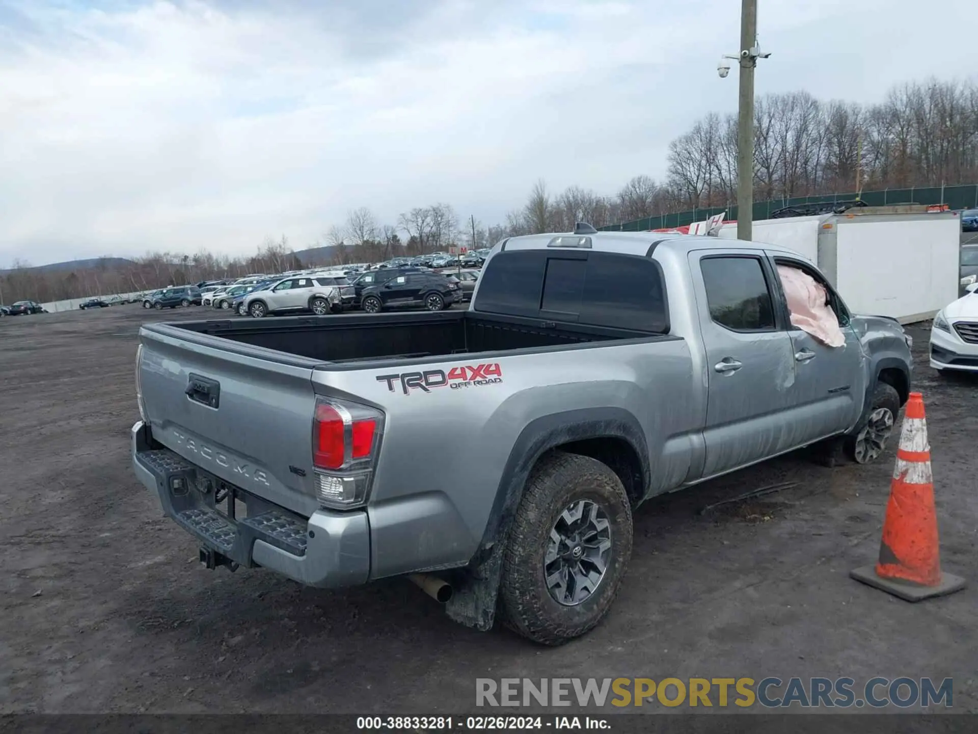 4 fotografías del automóvil dañado 3TMDZ5BN9PM168448 TOYOTA TACOMA 2023