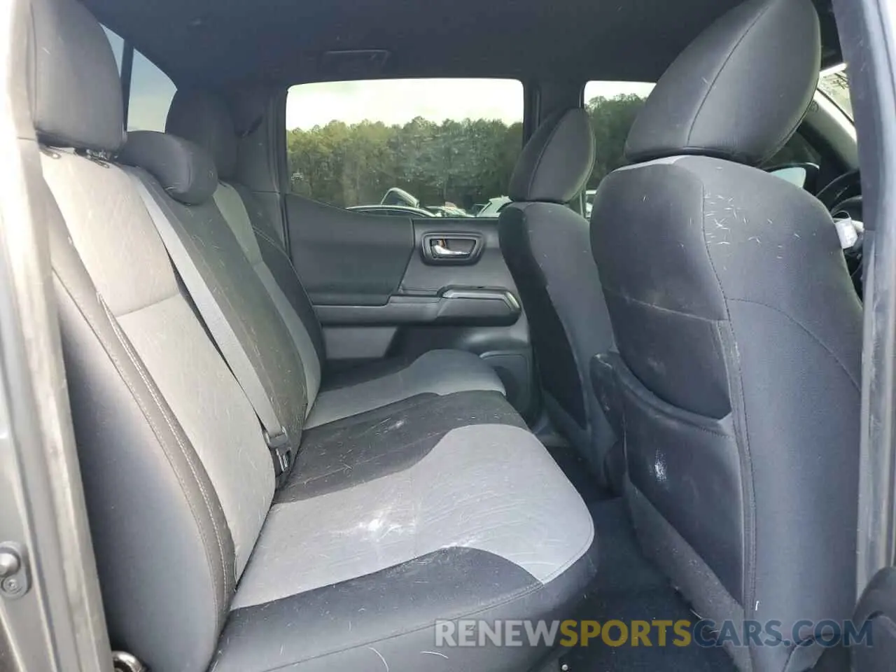 10 fotografías del automóvil dañado 3TMDZ5BNXPM141677 TOYOTA TACOMA 2023