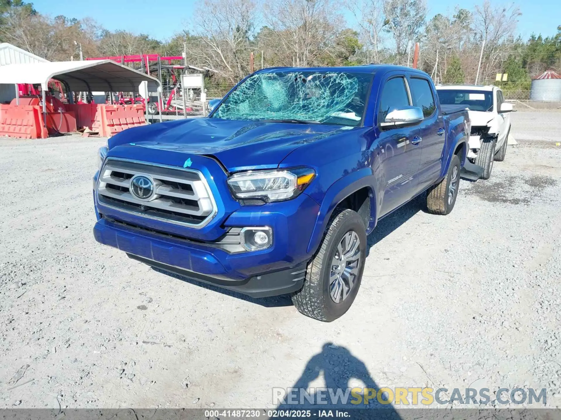 2 fotografías del automóvil dañado 3TMGZ5AN7PM612313 TOYOTA TACOMA 2023