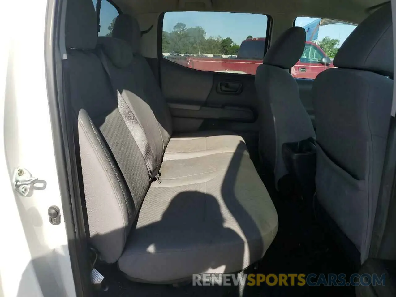 10 fotografías del automóvil dañado 3TYAX5GN0PT069345 TOYOTA TACOMA 2023