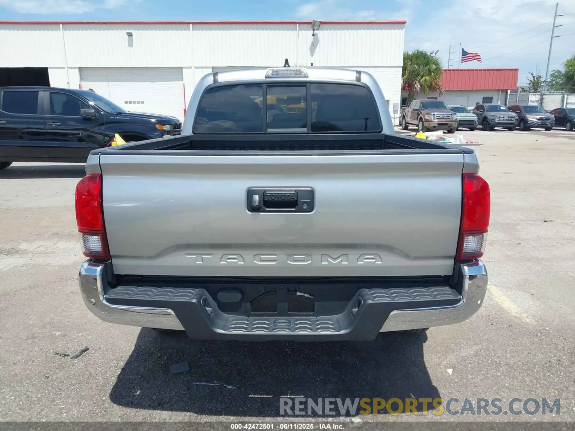 16 fotografías del automóvil dañado 3TYAX5GN0PT090132 TOYOTA TACOMA 2023