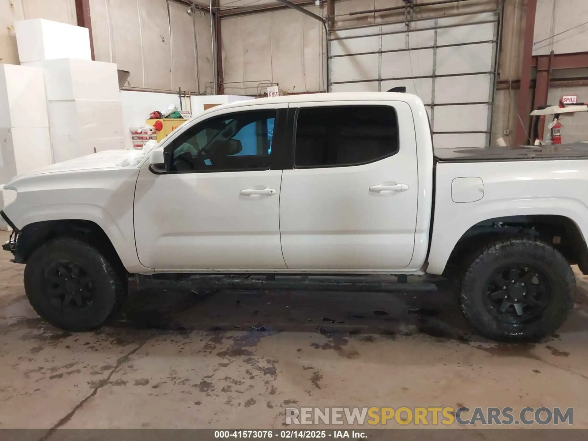 15 fotografías del automóvil dañado 3TYAX5GN1PT072089 TOYOTA TACOMA 2023