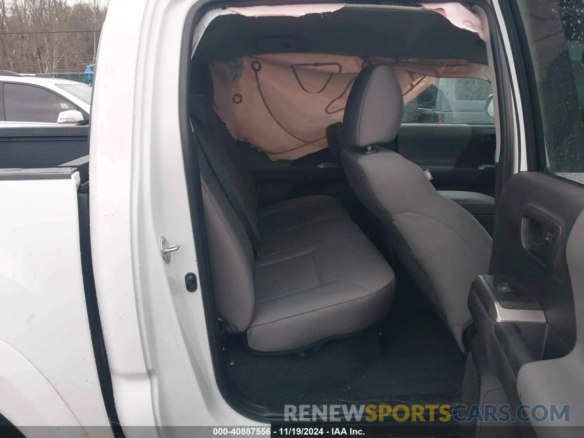 8 fotografías del automóvil dañado 3TYAX5GN1PT081701 TOYOTA TACOMA 2023