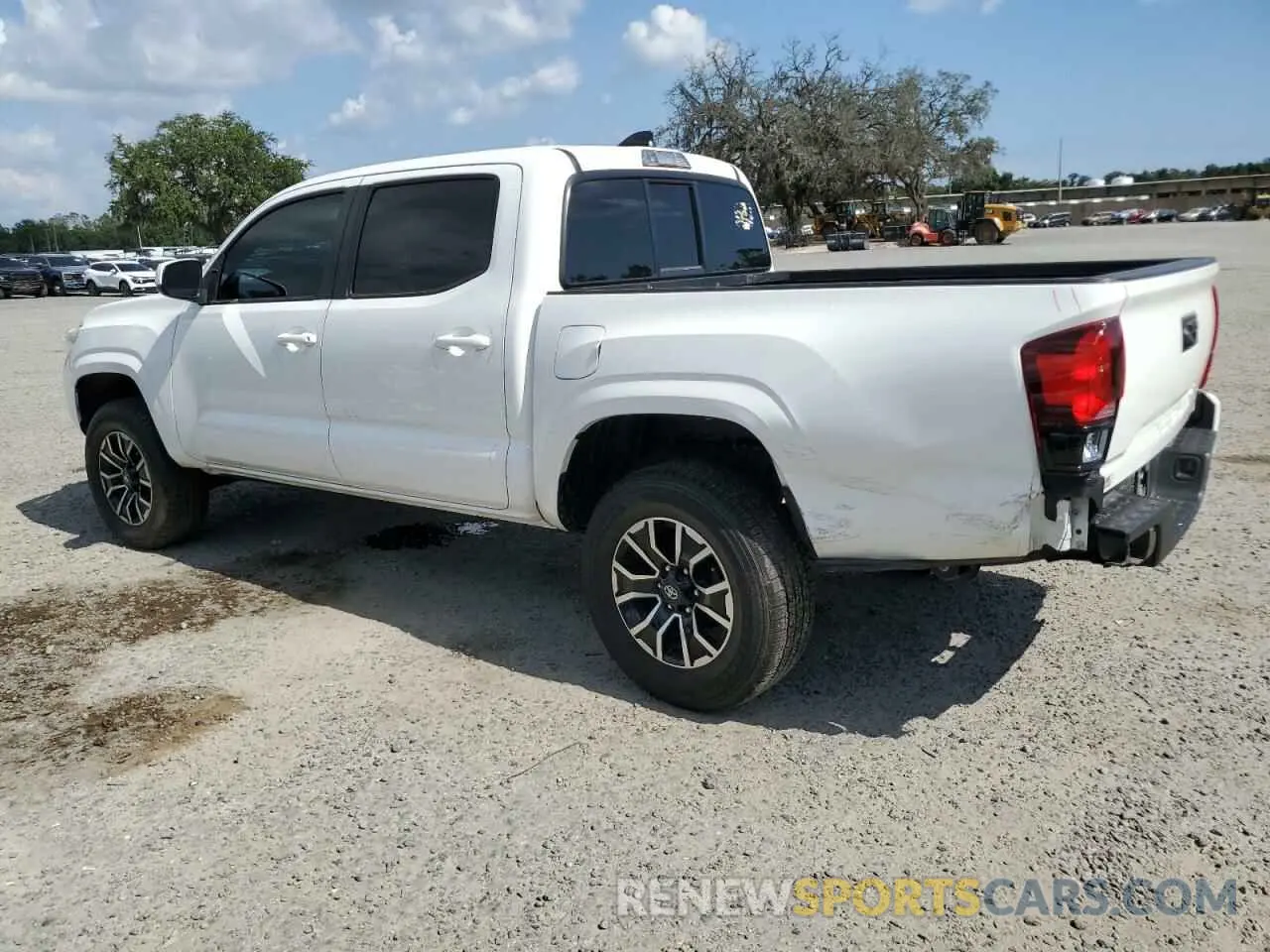 2 fotografías del automóvil dañado 3TYAX5GN2PT080993 TOYOTA TACOMA 2023