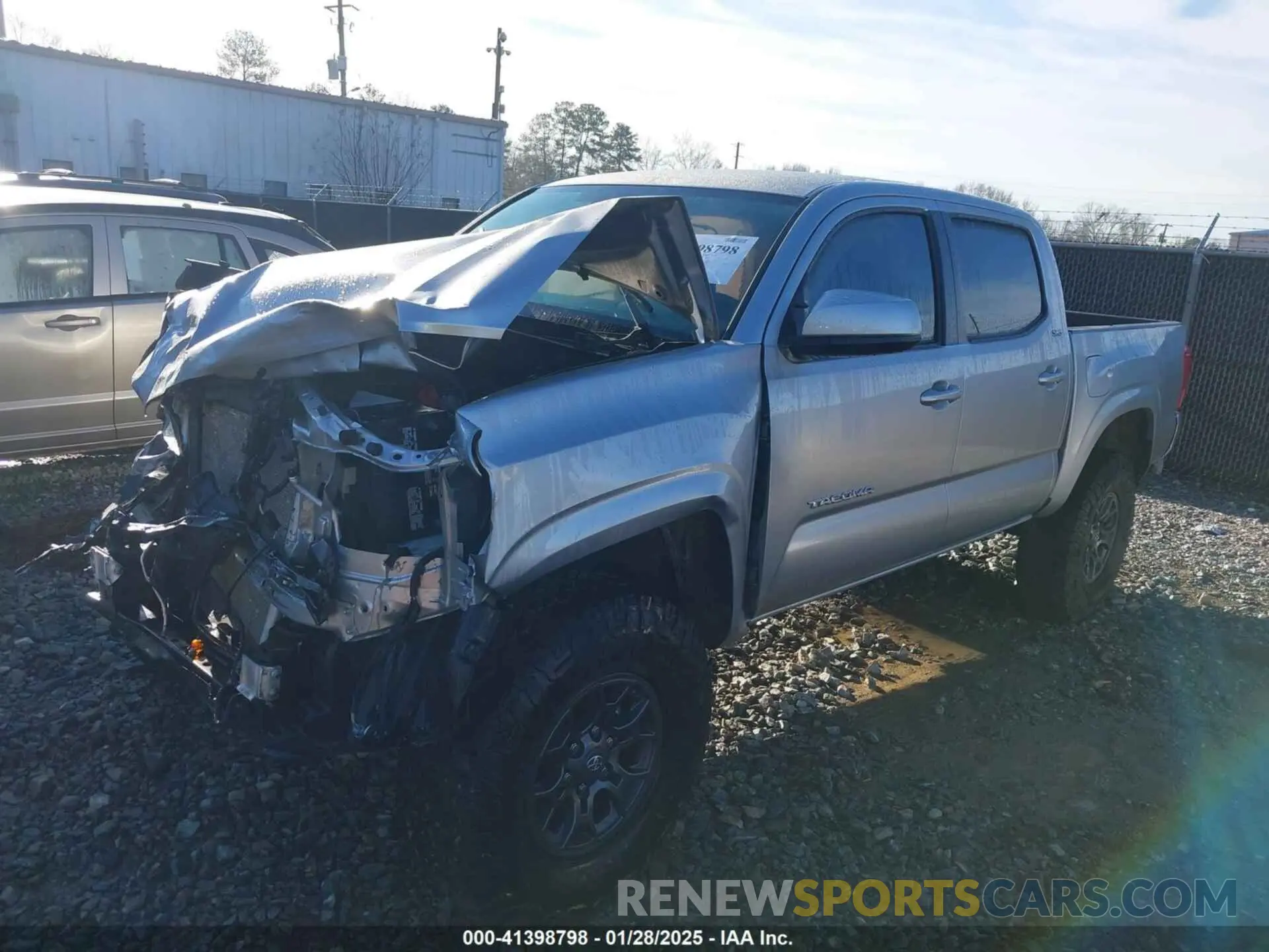 2 fotografías del automóvil dañado 3TYAX5GN3PT067248 TOYOTA TACOMA 2023