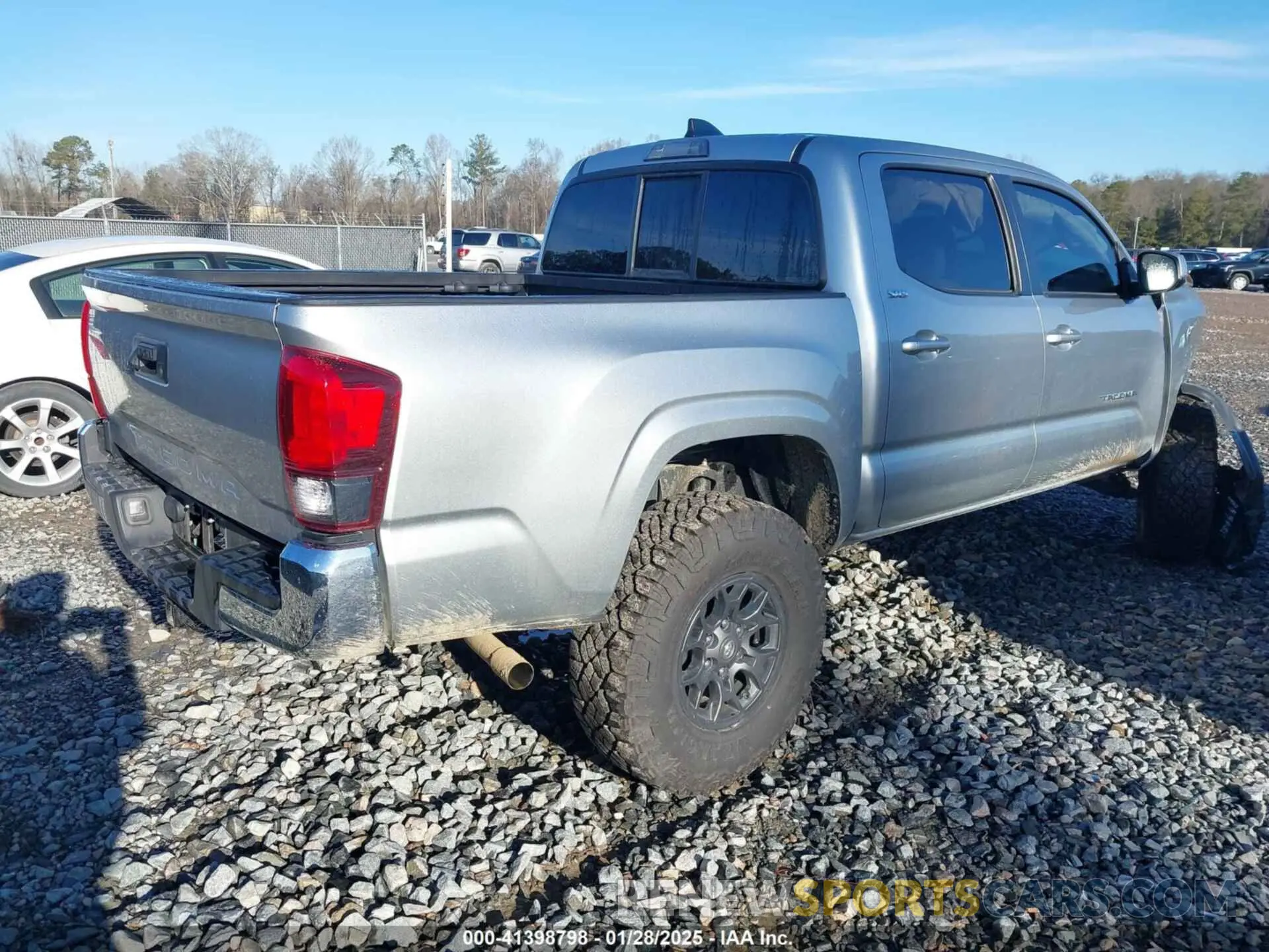 4 fotografías del automóvil dañado 3TYAX5GN3PT067248 TOYOTA TACOMA 2023