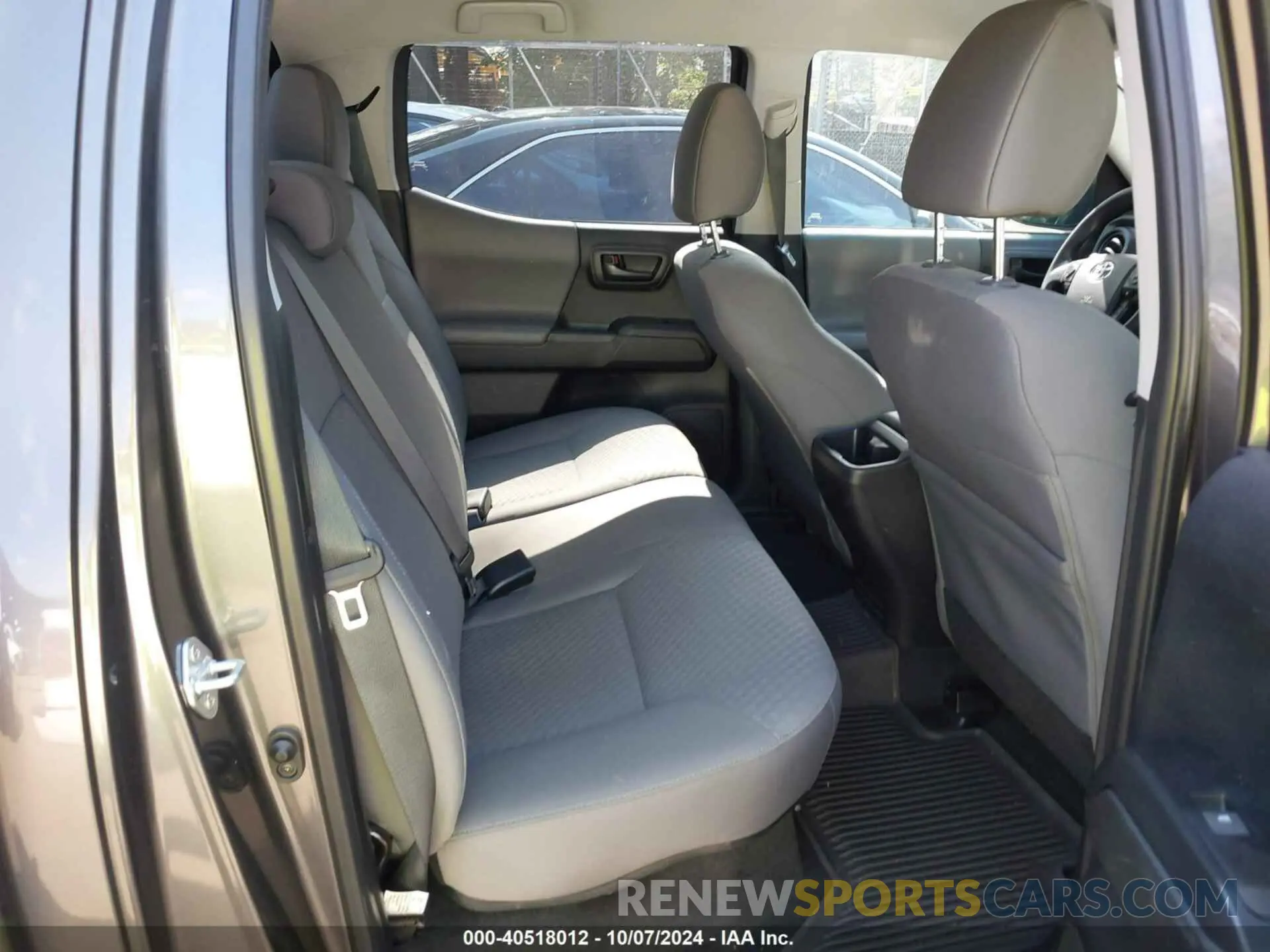 8 fotografías del automóvil dañado 3TYAX5GN6PT082181 TOYOTA TACOMA 2023