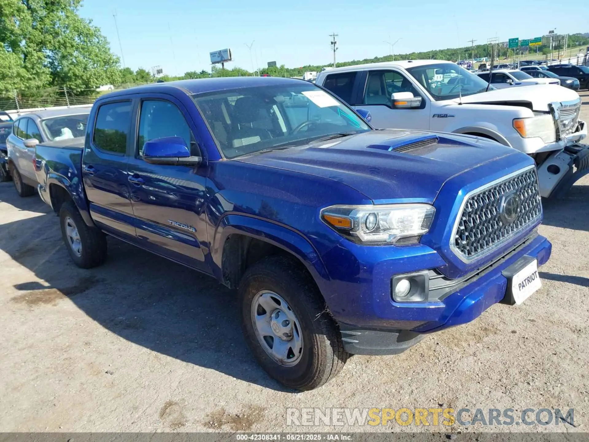 1 fotografías del automóvil dañado 3TYAX5GN6PT090409 TOYOTA TACOMA 2023