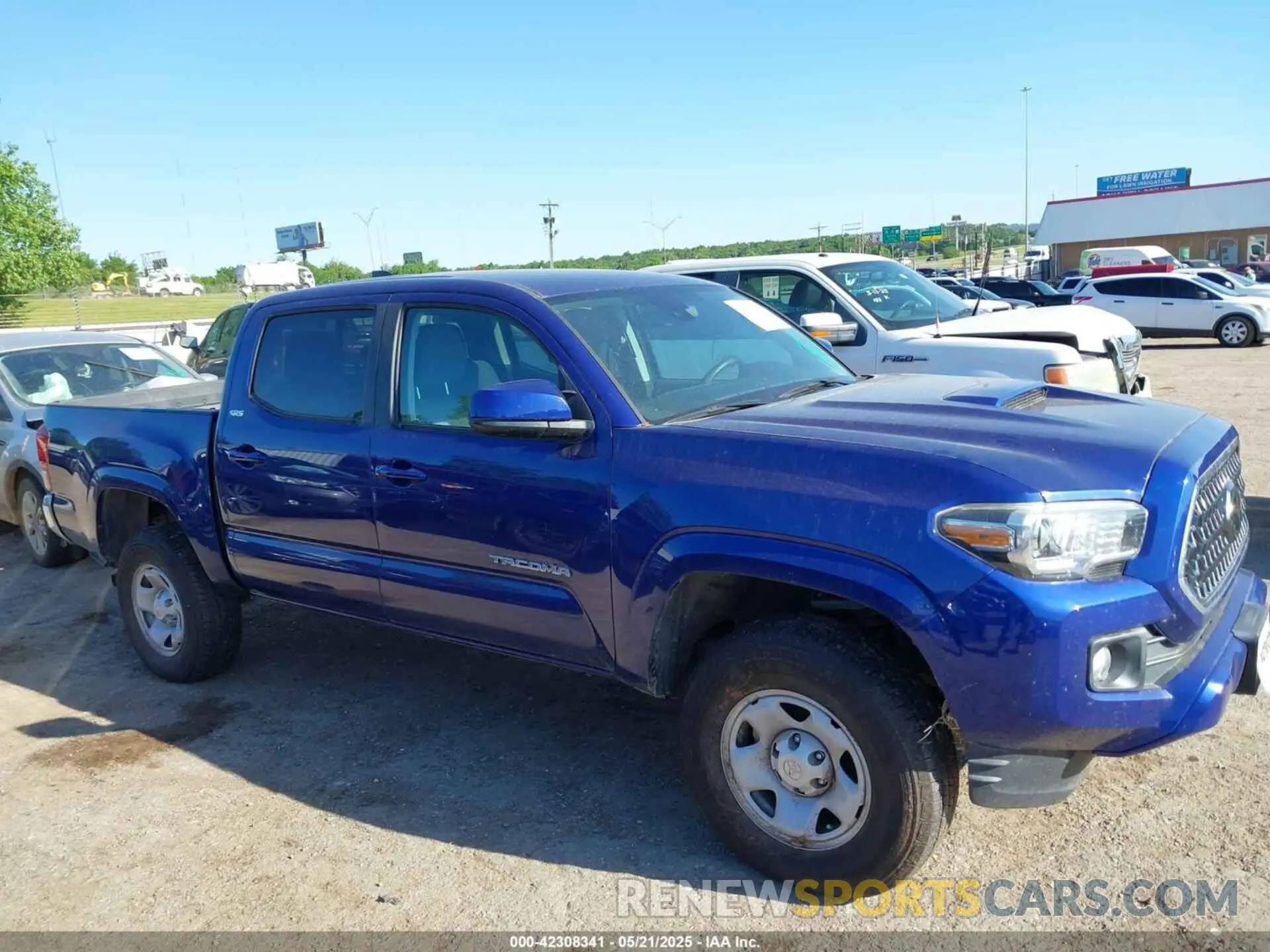 13 fotografías del automóvil dañado 3TYAX5GN6PT090409 TOYOTA TACOMA 2023
