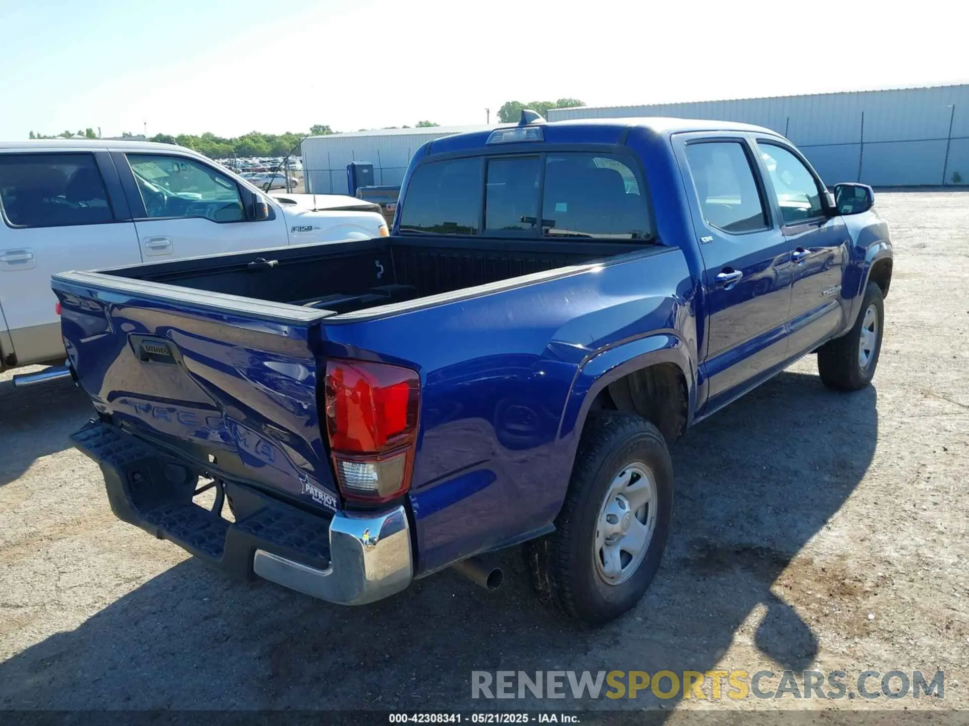 4 fotografías del automóvil dañado 3TYAX5GN6PT090409 TOYOTA TACOMA 2023