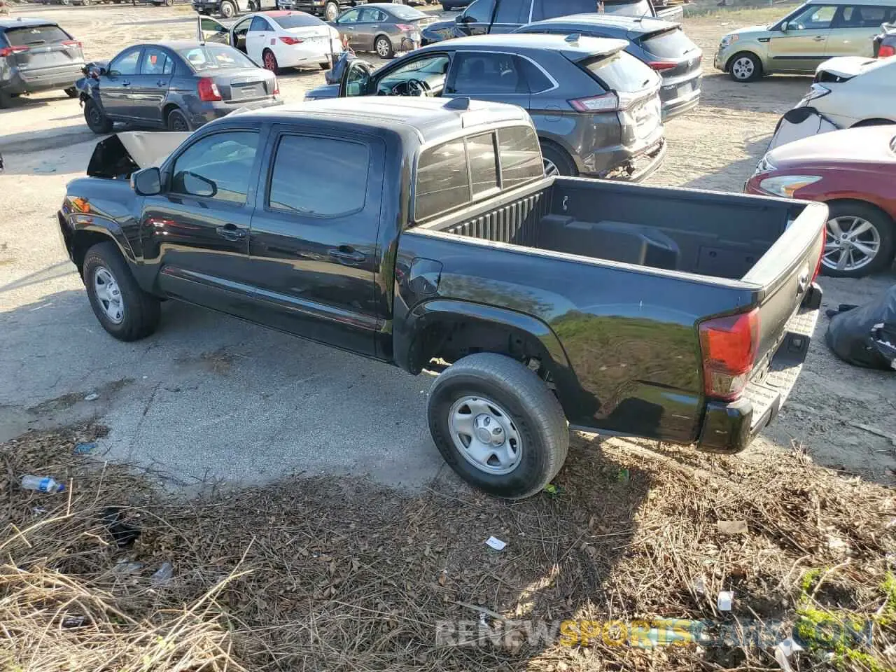 2 fotografías del automóvil dañado 3TYAX5GN8PT081095 TOYOTA TACOMA 2023