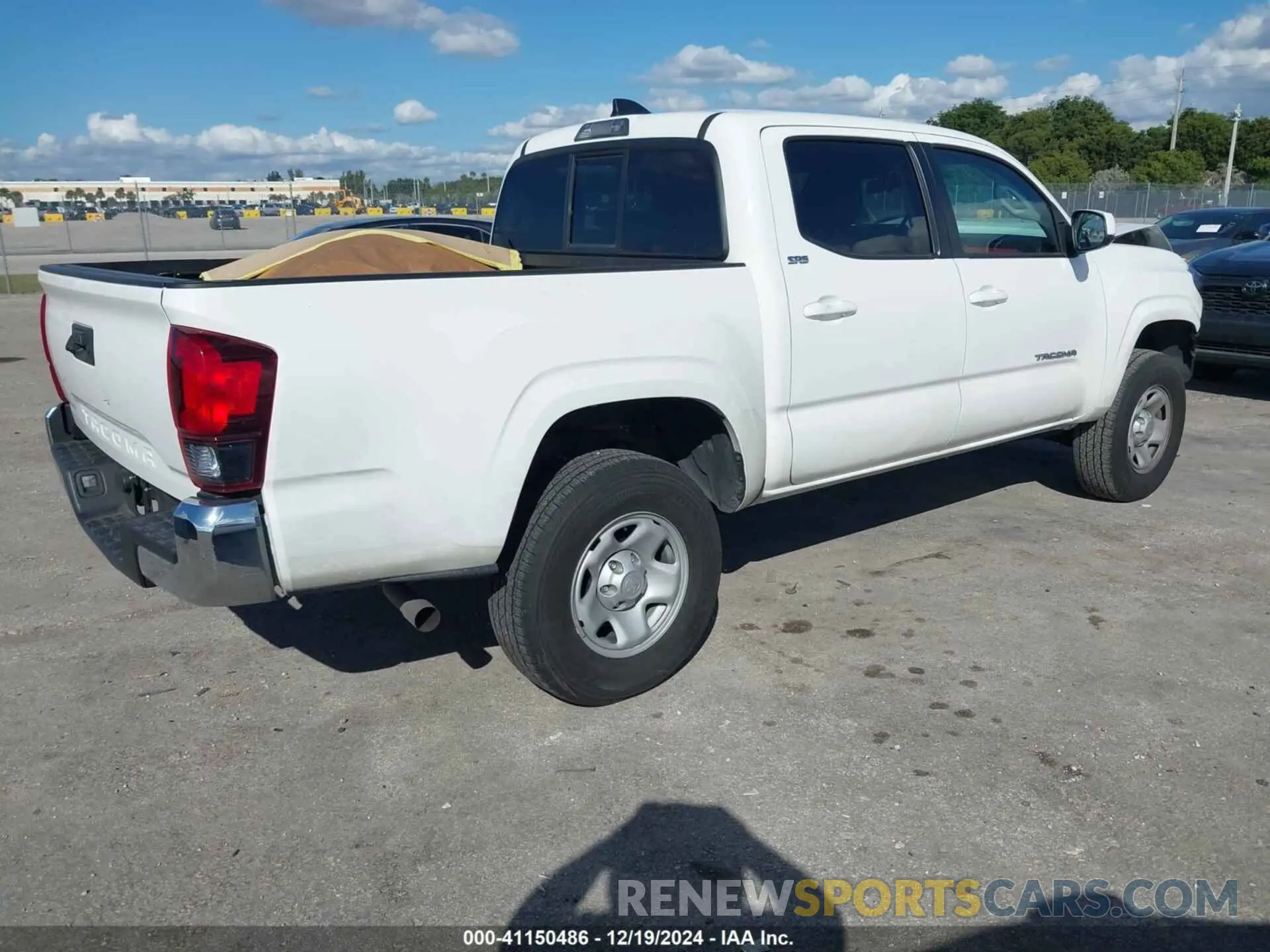 4 fotografías del automóvil dañado 3TYAX5GNXPT072480 TOYOTA TACOMA 2023