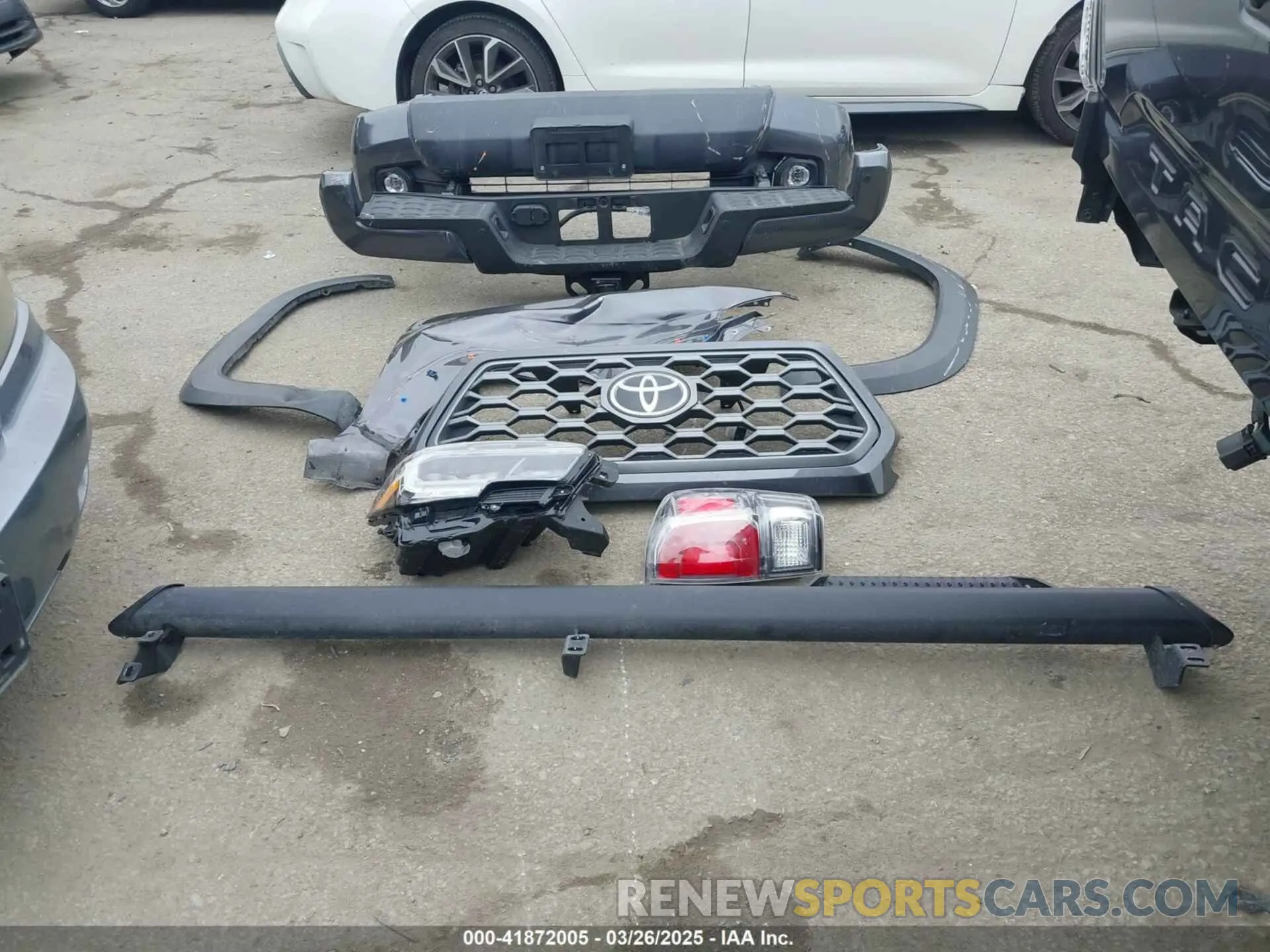 12 fotografías del automóvil dañado 3TYAZ5CN1PT041683 TOYOTA TACOMA 2023