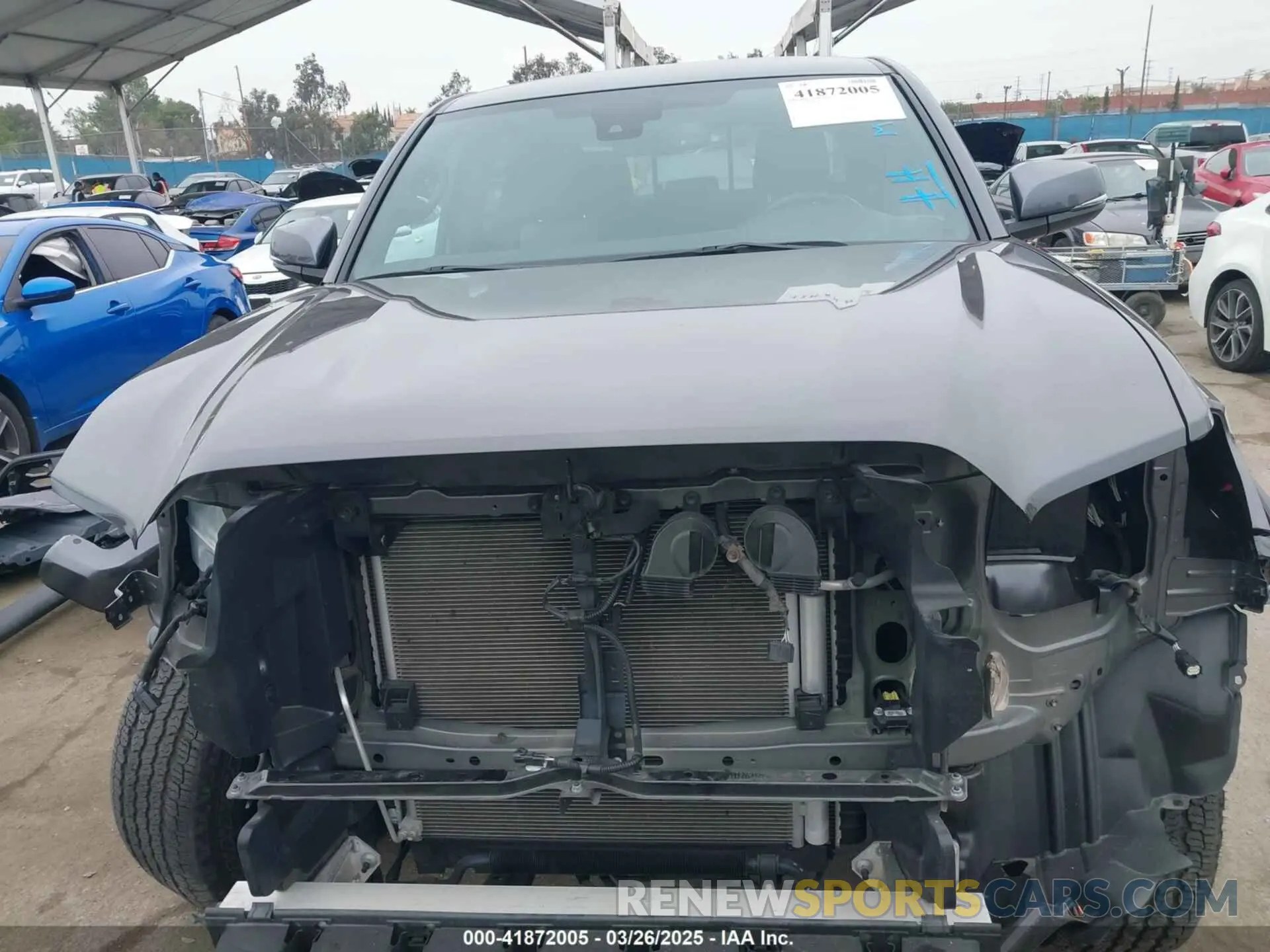 13 fotografías del automóvil dañado 3TYAZ5CN1PT041683 TOYOTA TACOMA 2023