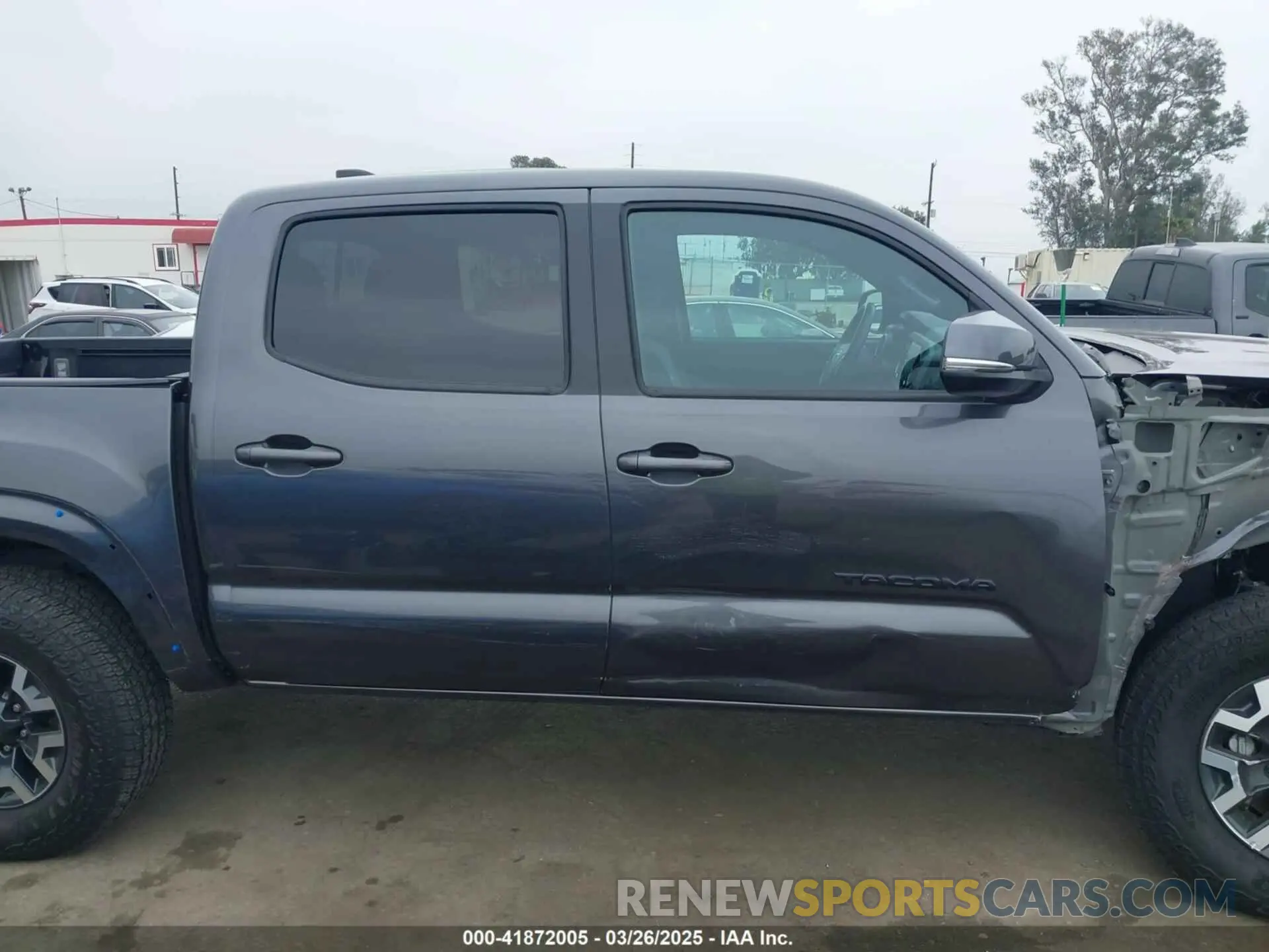 14 fotografías del automóvil dañado 3TYAZ5CN1PT041683 TOYOTA TACOMA 2023