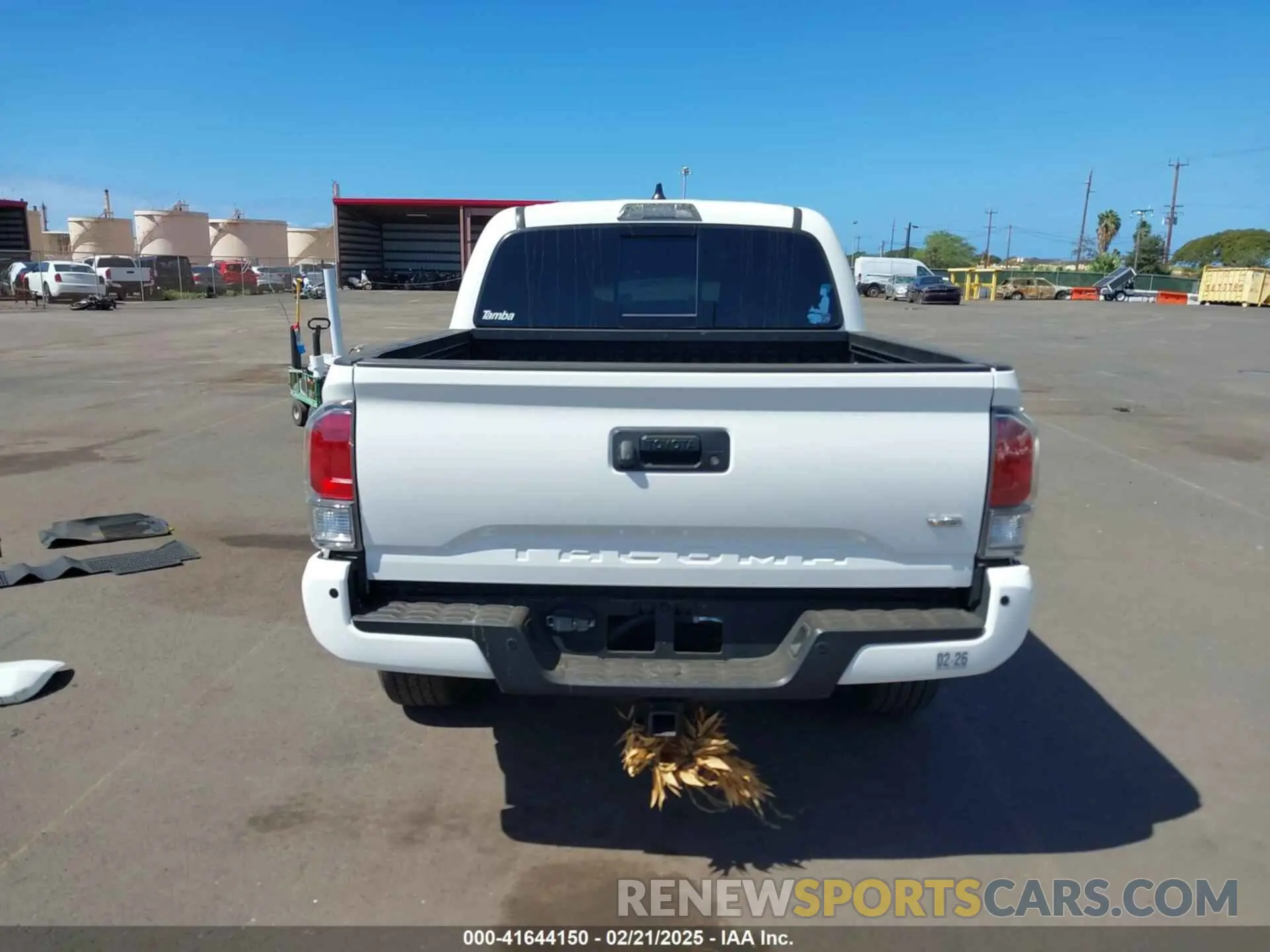 17 fotografías del automóvil dañado 3TYAZ5CN3PT026084 TOYOTA TACOMA 2023