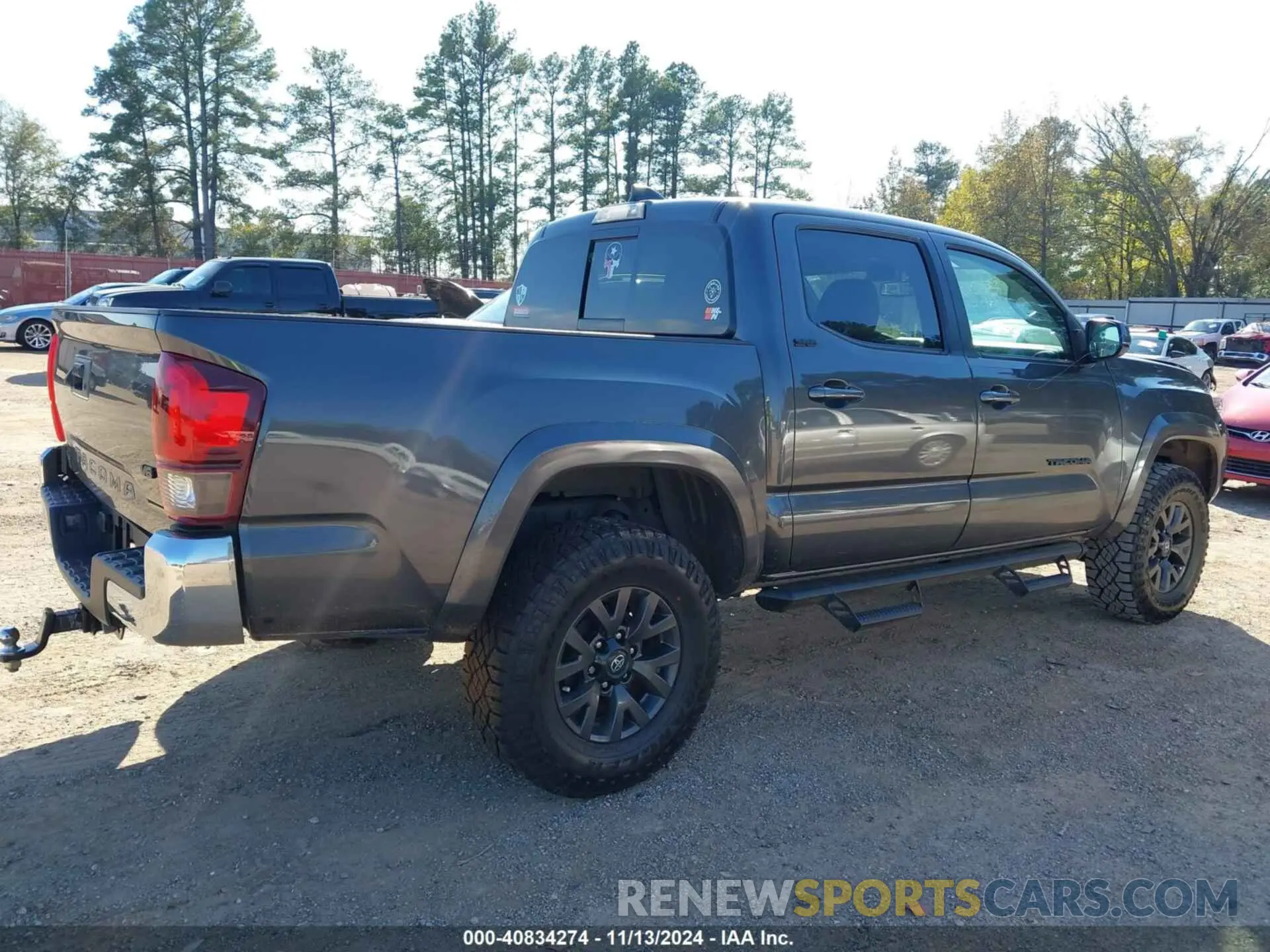 4 fotografías del automóvil dañado 3TYAZ5CN7PT034981 TOYOTA TACOMA 2023