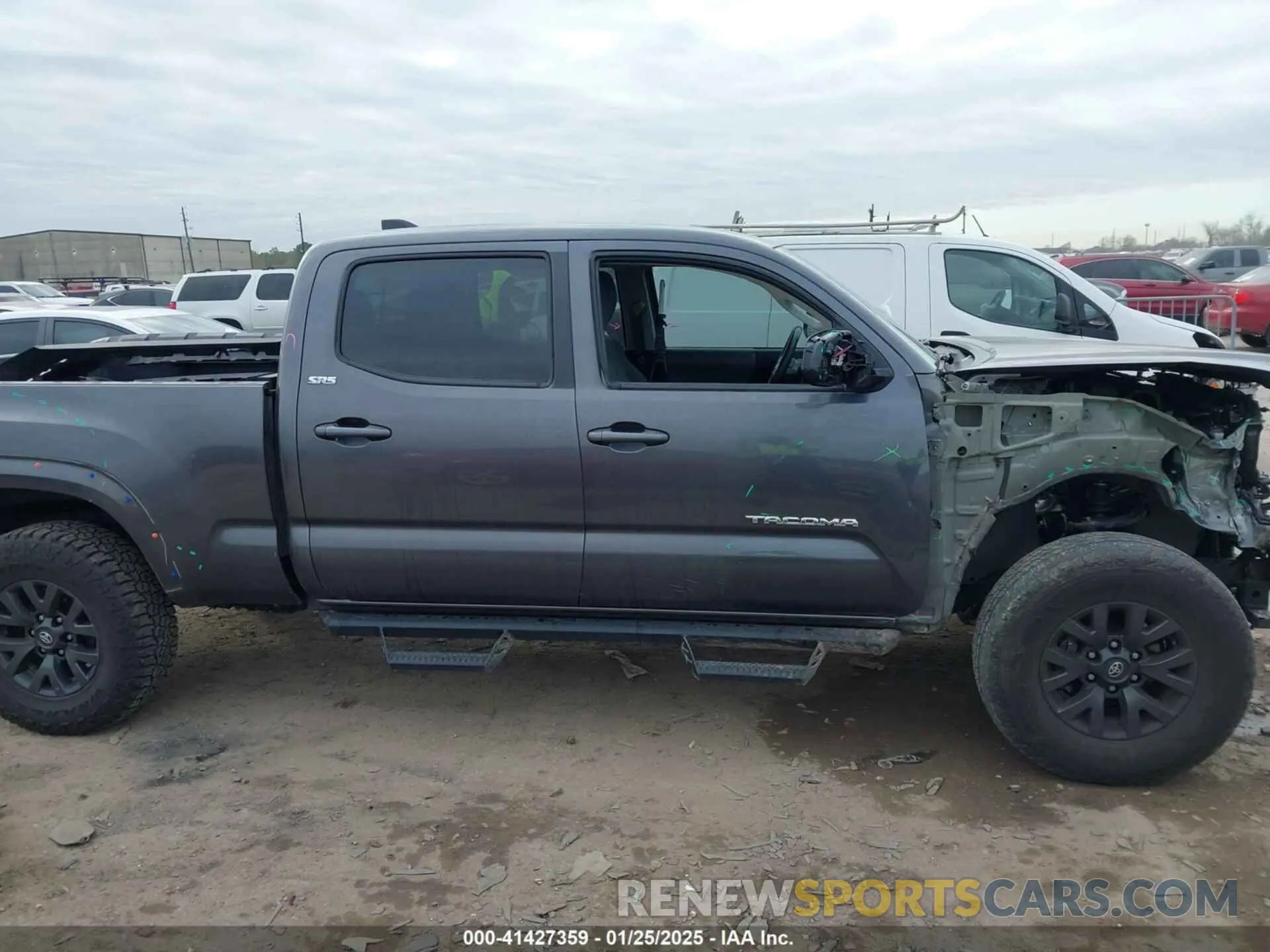 14 fotografías del automóvil dañado 3TYBZ5DN4PT002475 TOYOTA TACOMA 2023