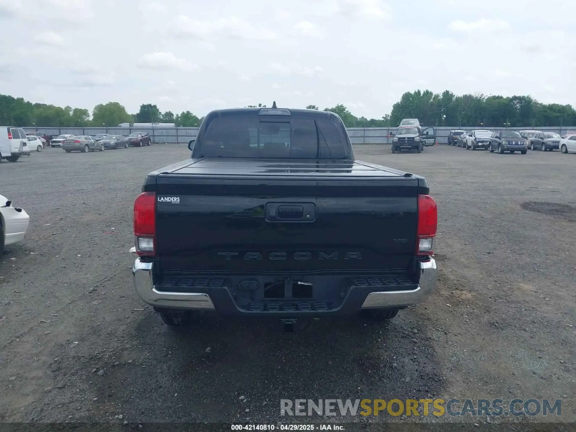 16 fotografías del automóvil dañado 3TYBZ5DN9PT002746 TOYOTA TACOMA 2023