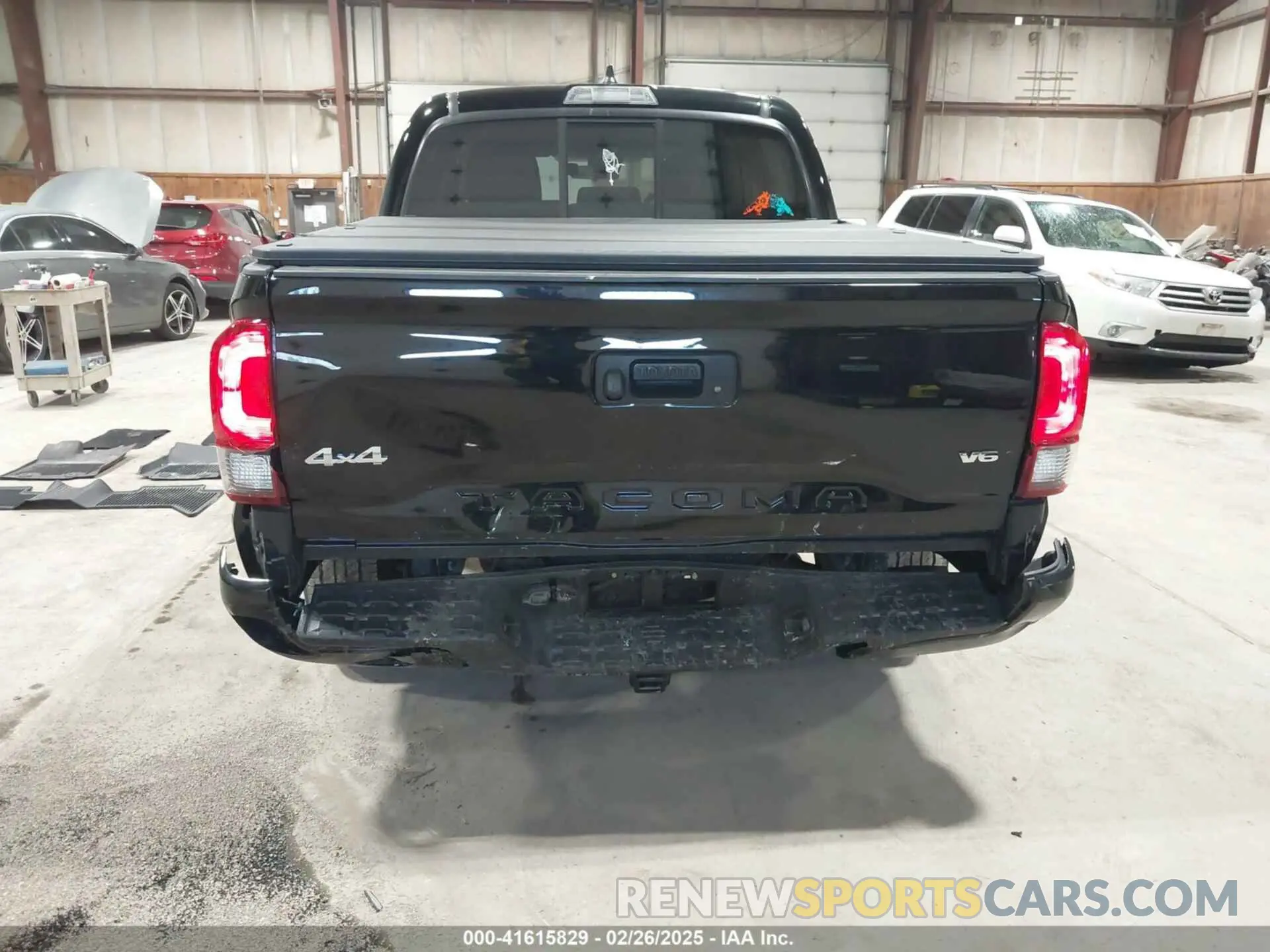6 fotografías del automóvil dañado 3TYCZ5AN0PT104722 TOYOTA TACOMA 2023