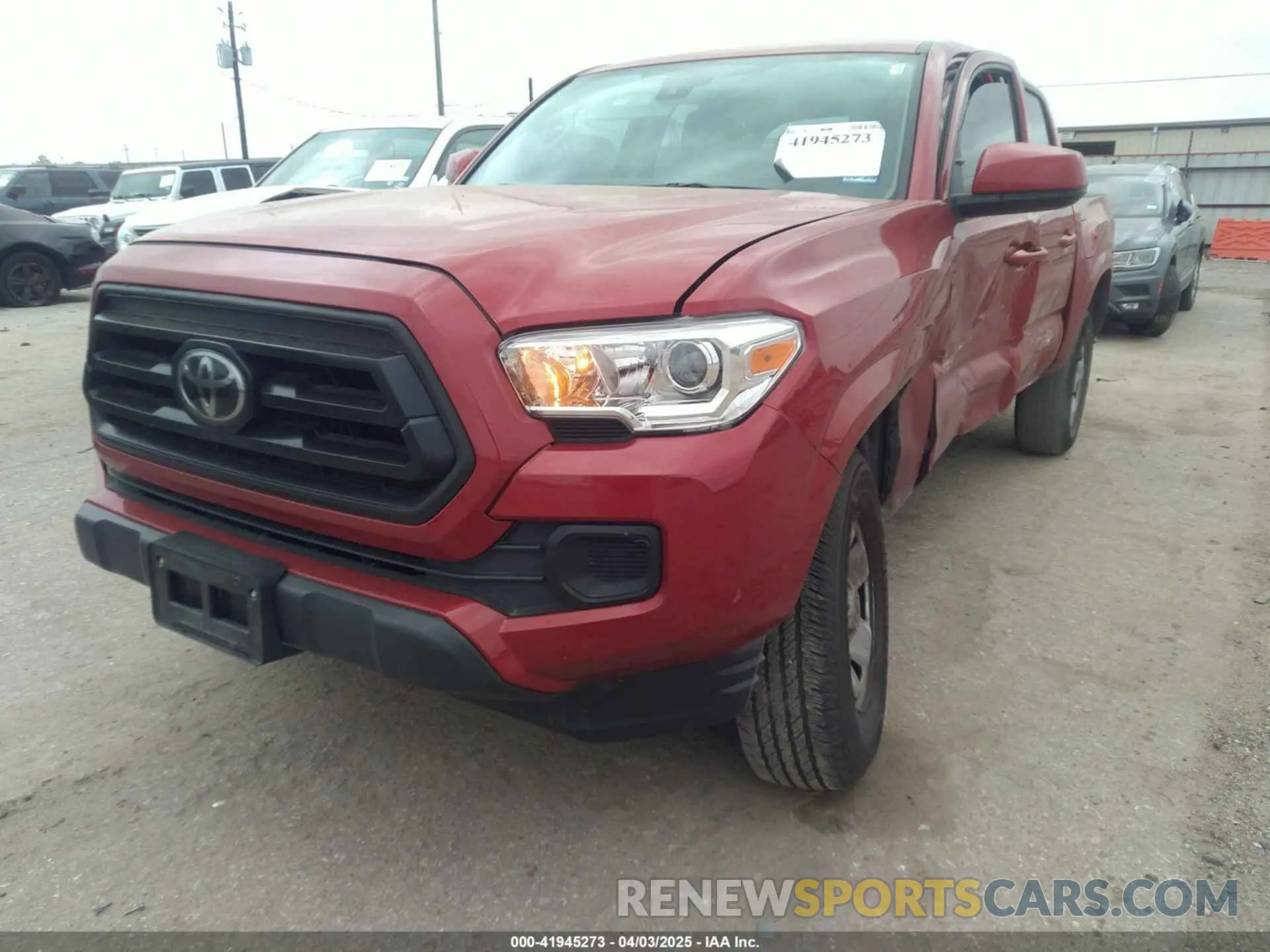 2 fotografías del automóvil dañado 3TYCZ5AN0PT140362 TOYOTA TACOMA 2023