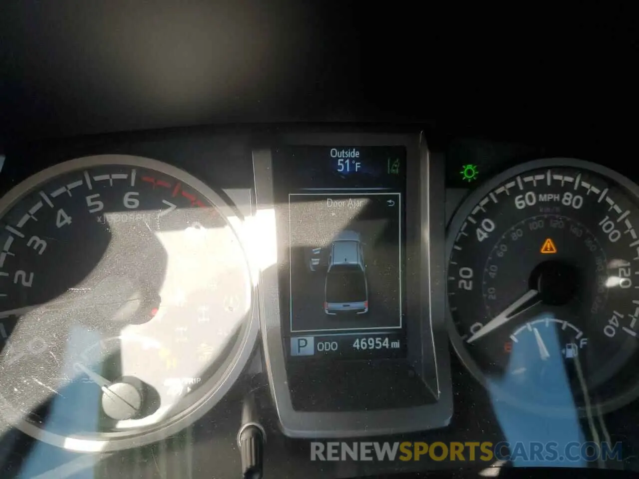 9 fotografías del automóvil dañado 3TYCZ5AN1PT135218 TOYOTA TACOMA 2023