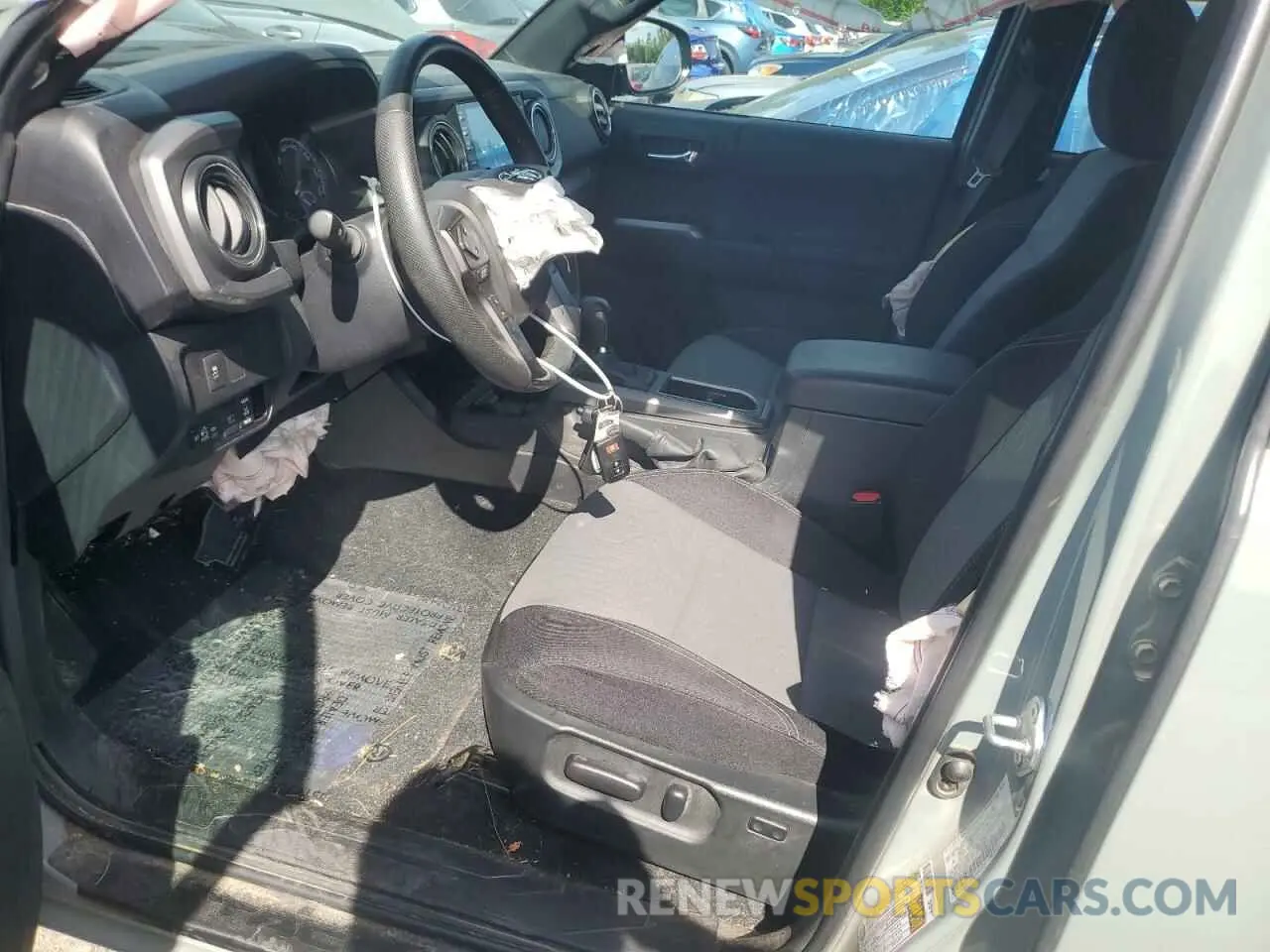 7 fotografías del automóvil dañado 3TYCZ5AN3PT107646 TOYOTA TACOMA 2023