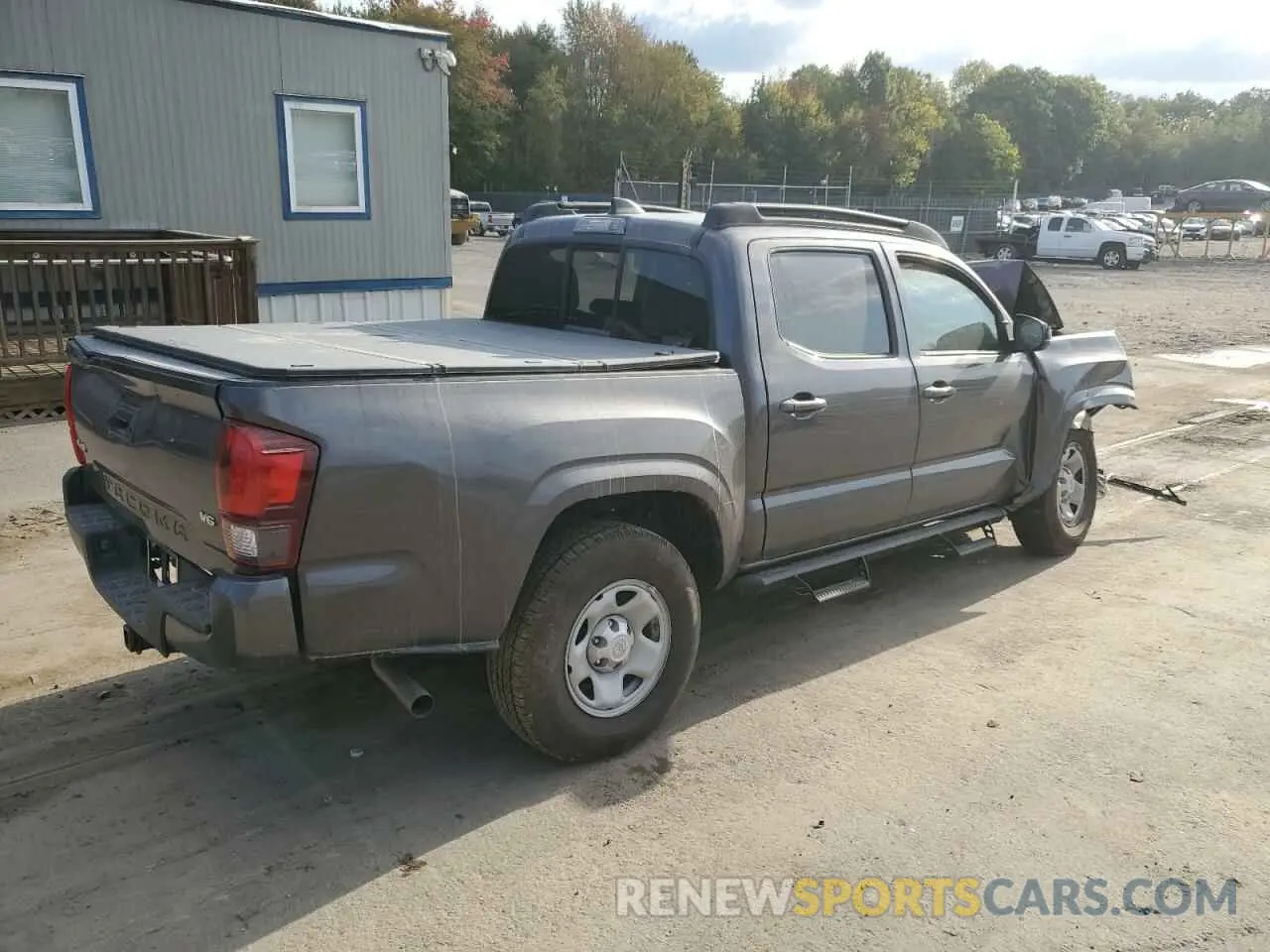3 fotografías del automóvil dañado 3TYCZ5AN3PT139142 TOYOTA TACOMA 2023