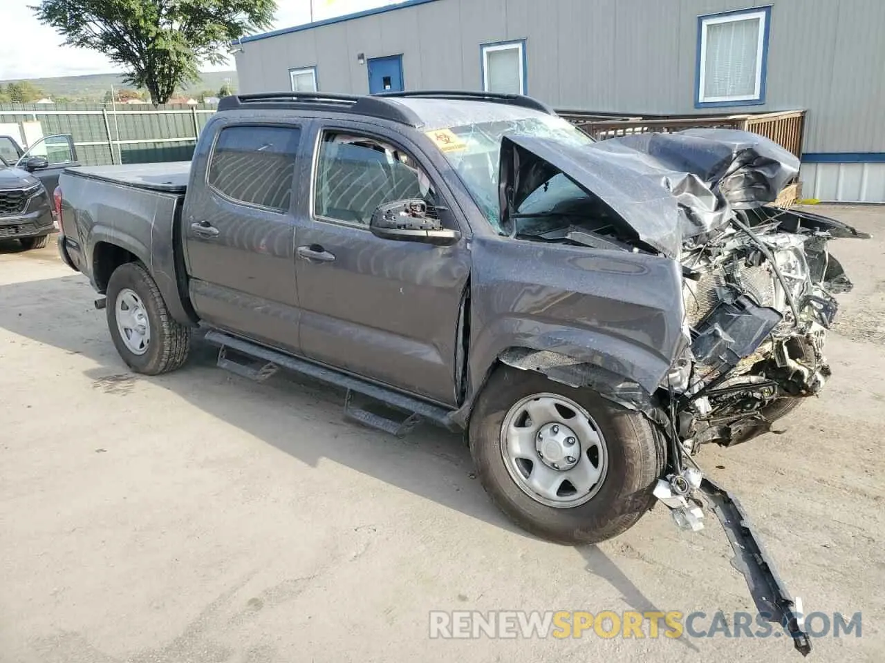 4 fotografías del automóvil dañado 3TYCZ5AN3PT139142 TOYOTA TACOMA 2023