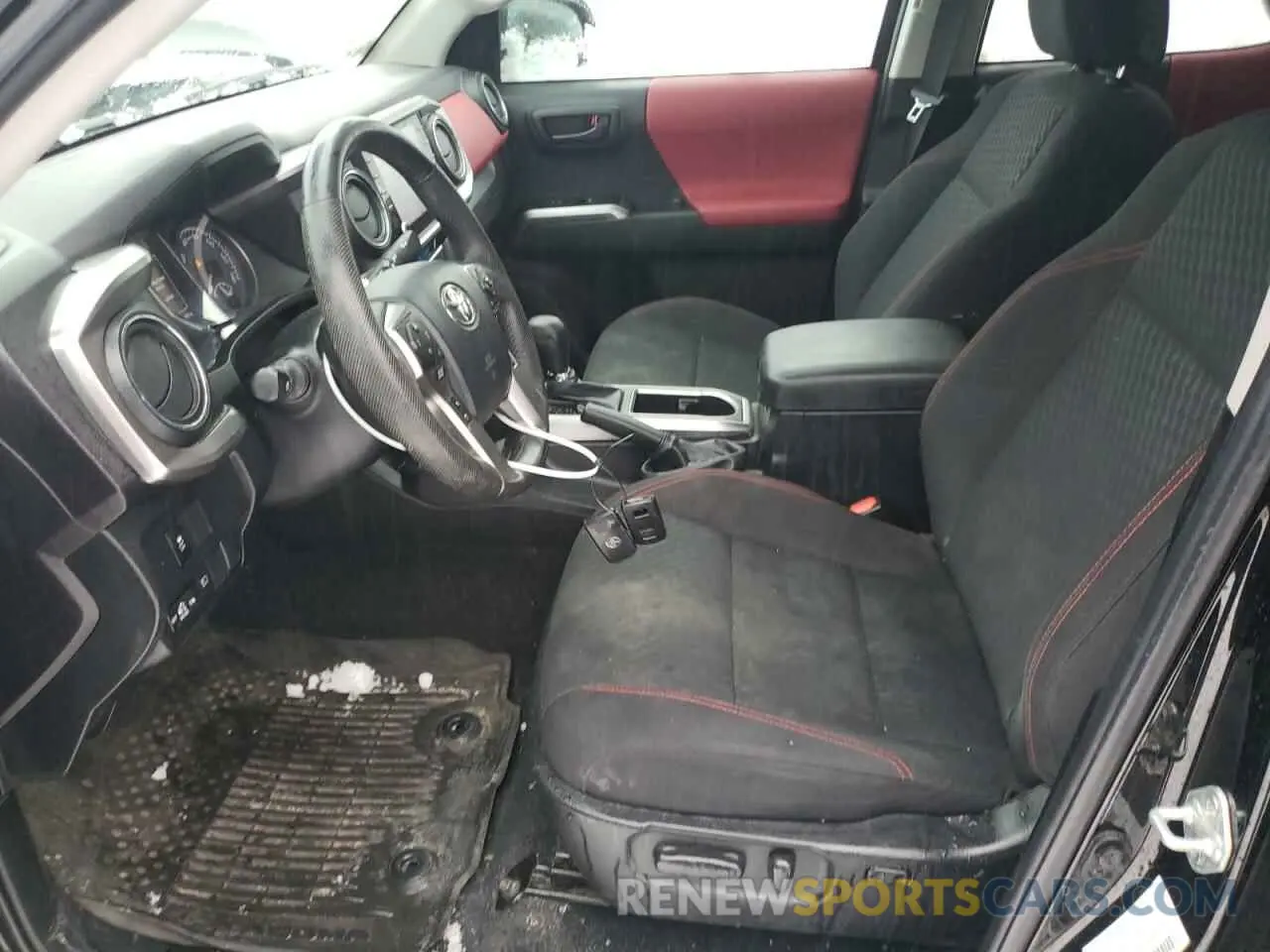 7 fotografías del automóvil dañado 3TYCZ5AN3PT149184 TOYOTA TACOMA 2023