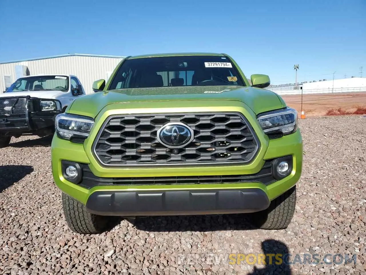 5 fotografías del automóvil dañado 3TYCZ5AN4PT127047 TOYOTA TACOMA 2023