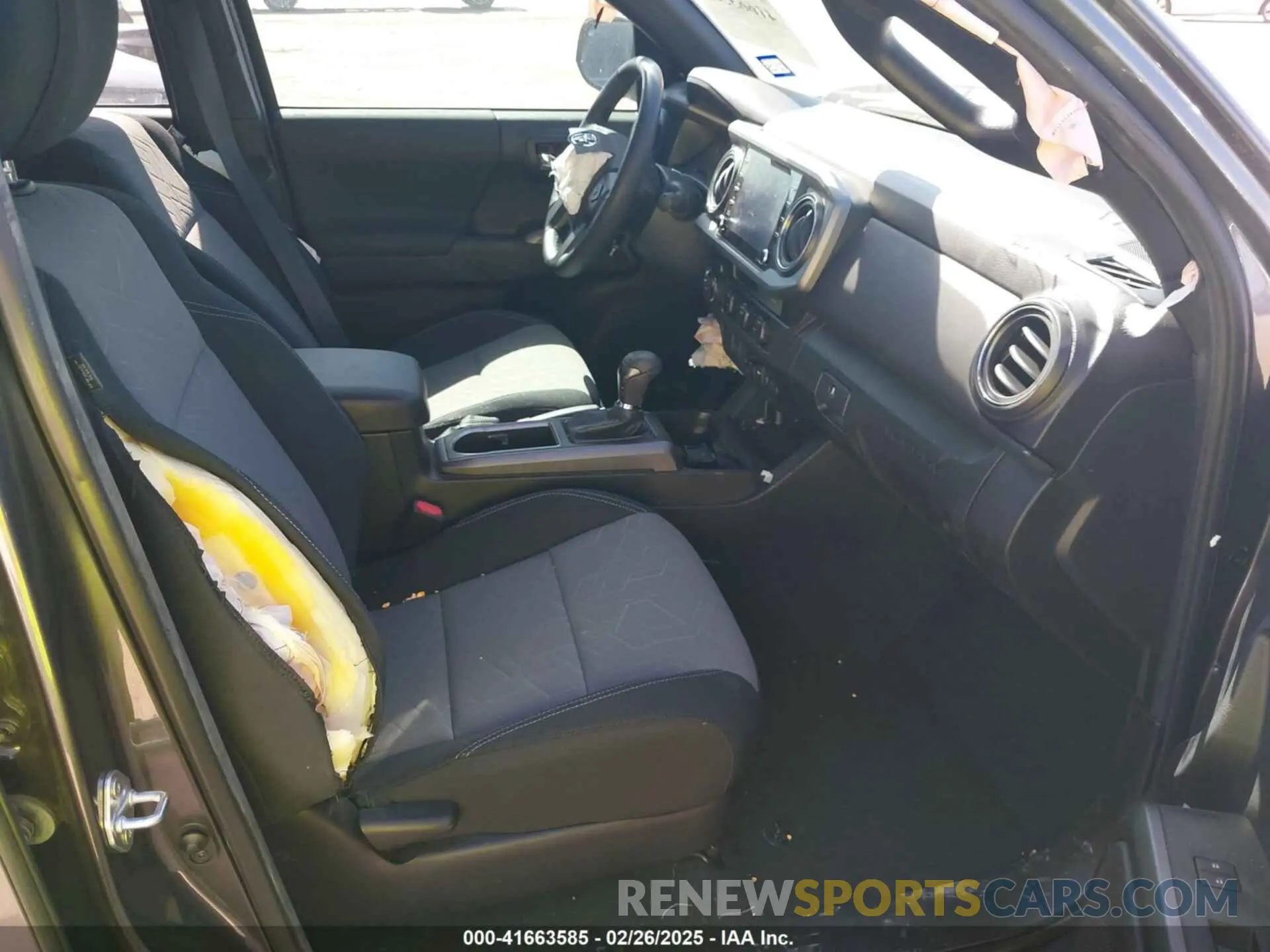 5 fotografías del automóvil dañado 3TYCZ5AN4PT131471 TOYOTA TACOMA 2023