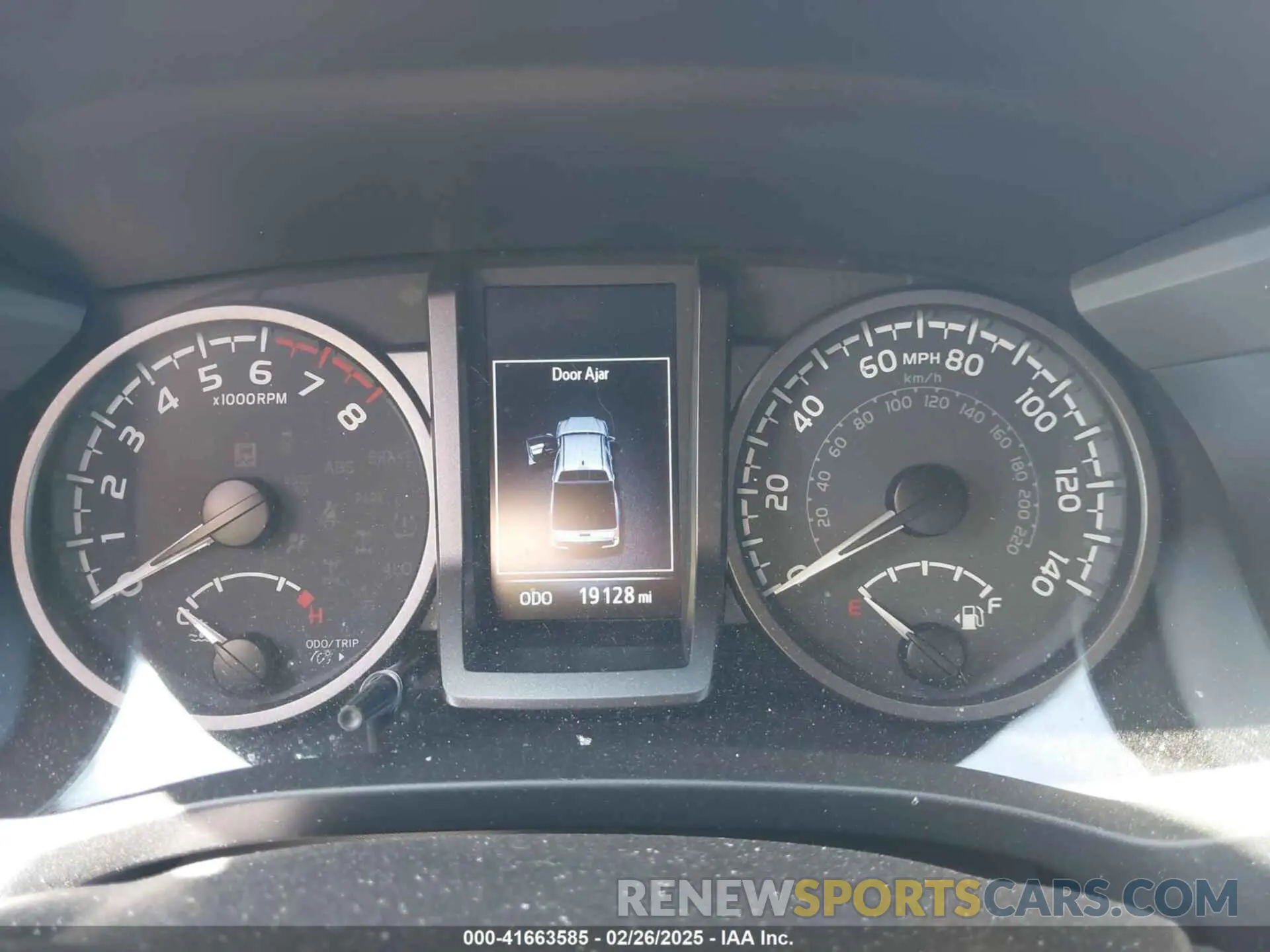 7 fotografías del automóvil dañado 3TYCZ5AN4PT131471 TOYOTA TACOMA 2023
