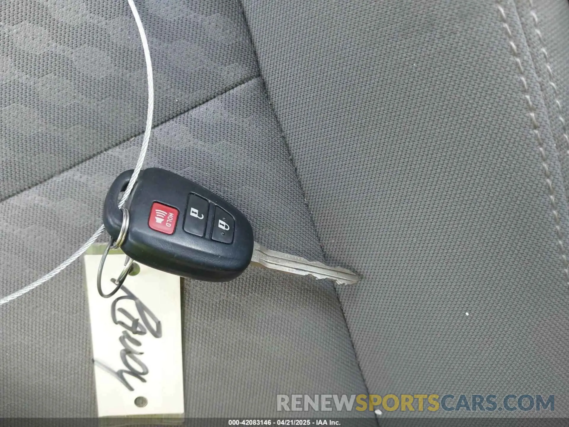 11 fotografías del automóvil dañado 3TYCZ5AN4PT149730 TOYOTA TACOMA 2023