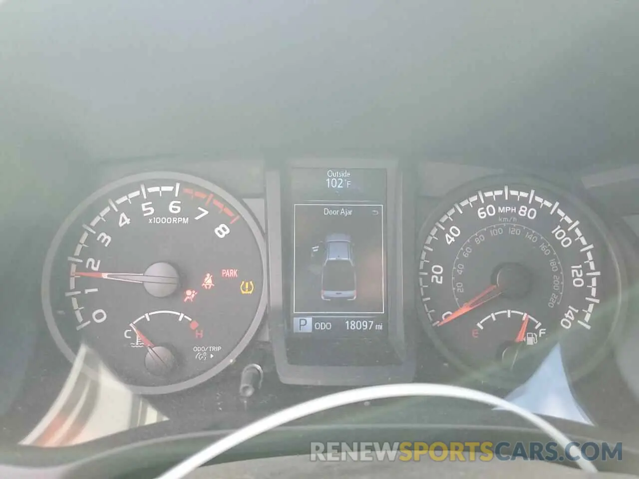 9 fotografías del automóvil dañado 3TYCZ5AN4PT154314 TOYOTA TACOMA 2023