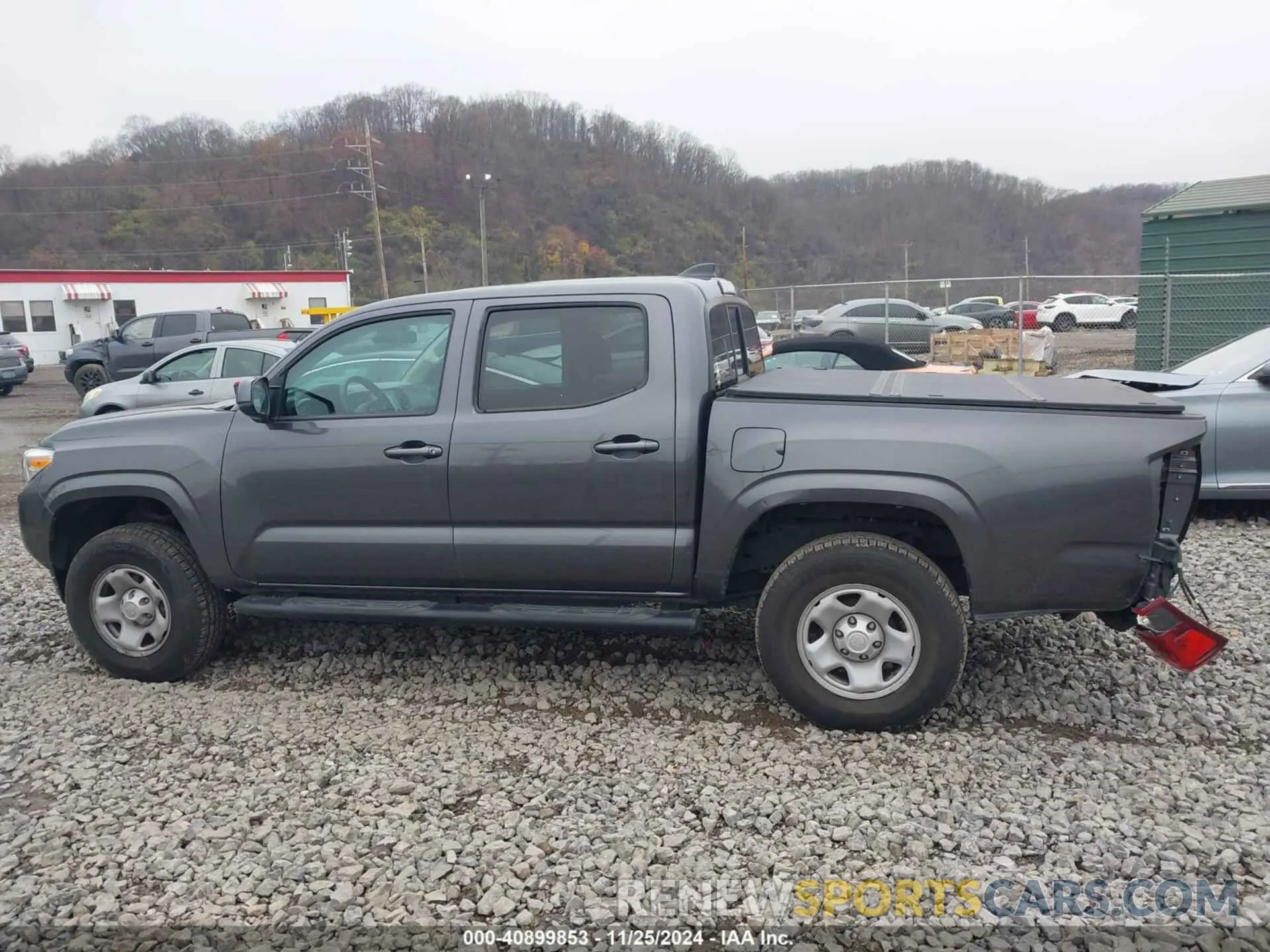 14 fotografías del automóvil dañado 3TYCZ5AN5PT138803 TOYOTA TACOMA 2023