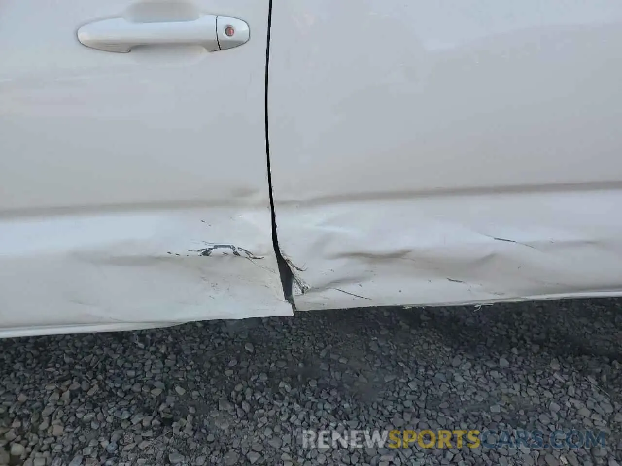 12 fotografías del automóvil dañado 3TYCZ5AN6PT106507 TOYOTA TACOMA 2023