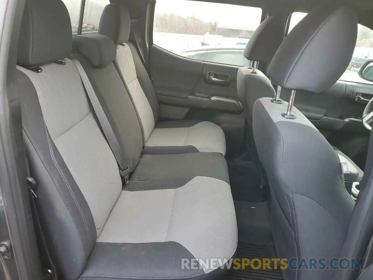 10 fotografías del automóvil dañado 3TYCZ5AN7PT159961 TOYOTA TACOMA 2023