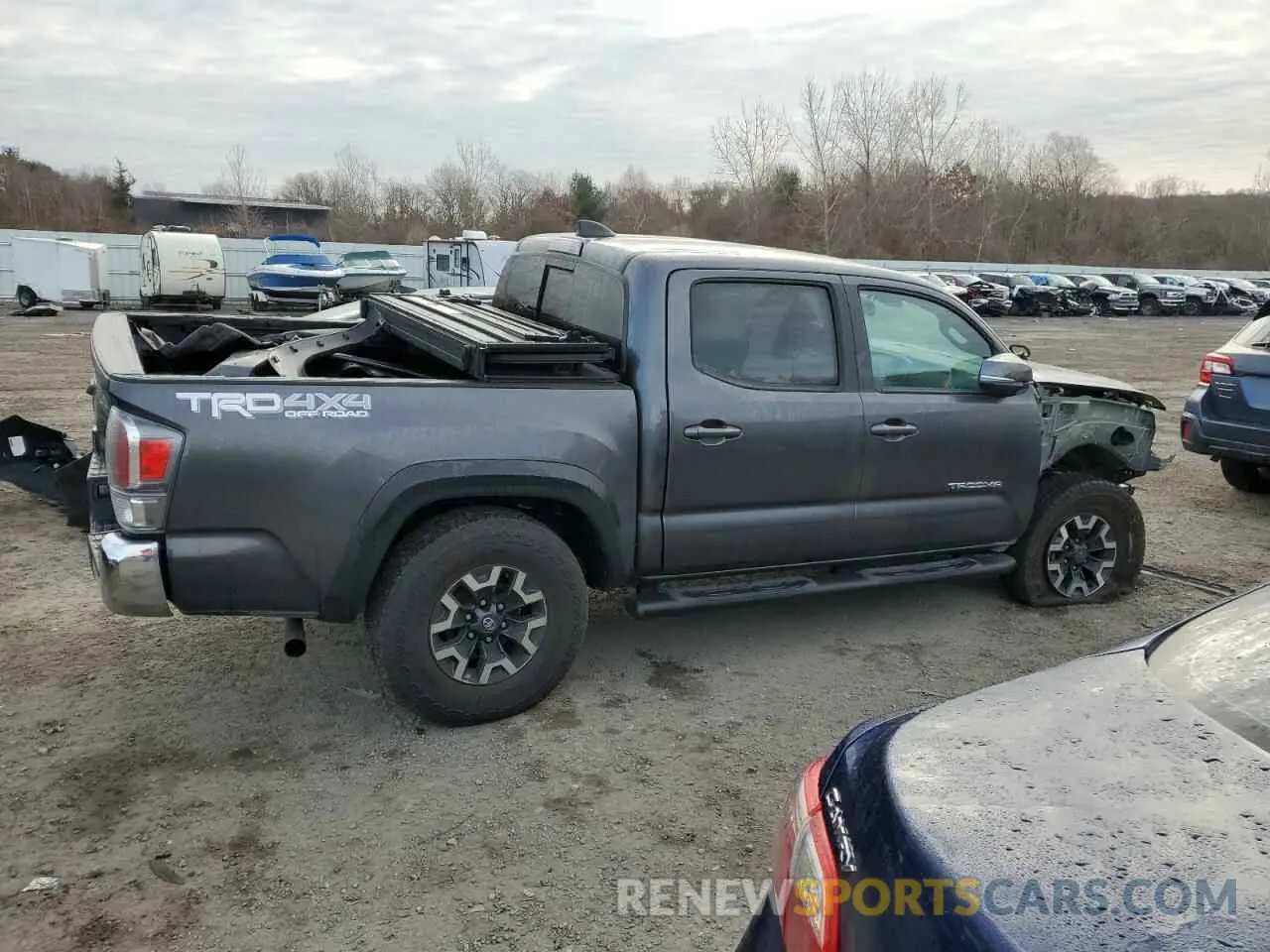 3 fotografías del automóvil dañado 3TYCZ5AN7PT159961 TOYOTA TACOMA 2023