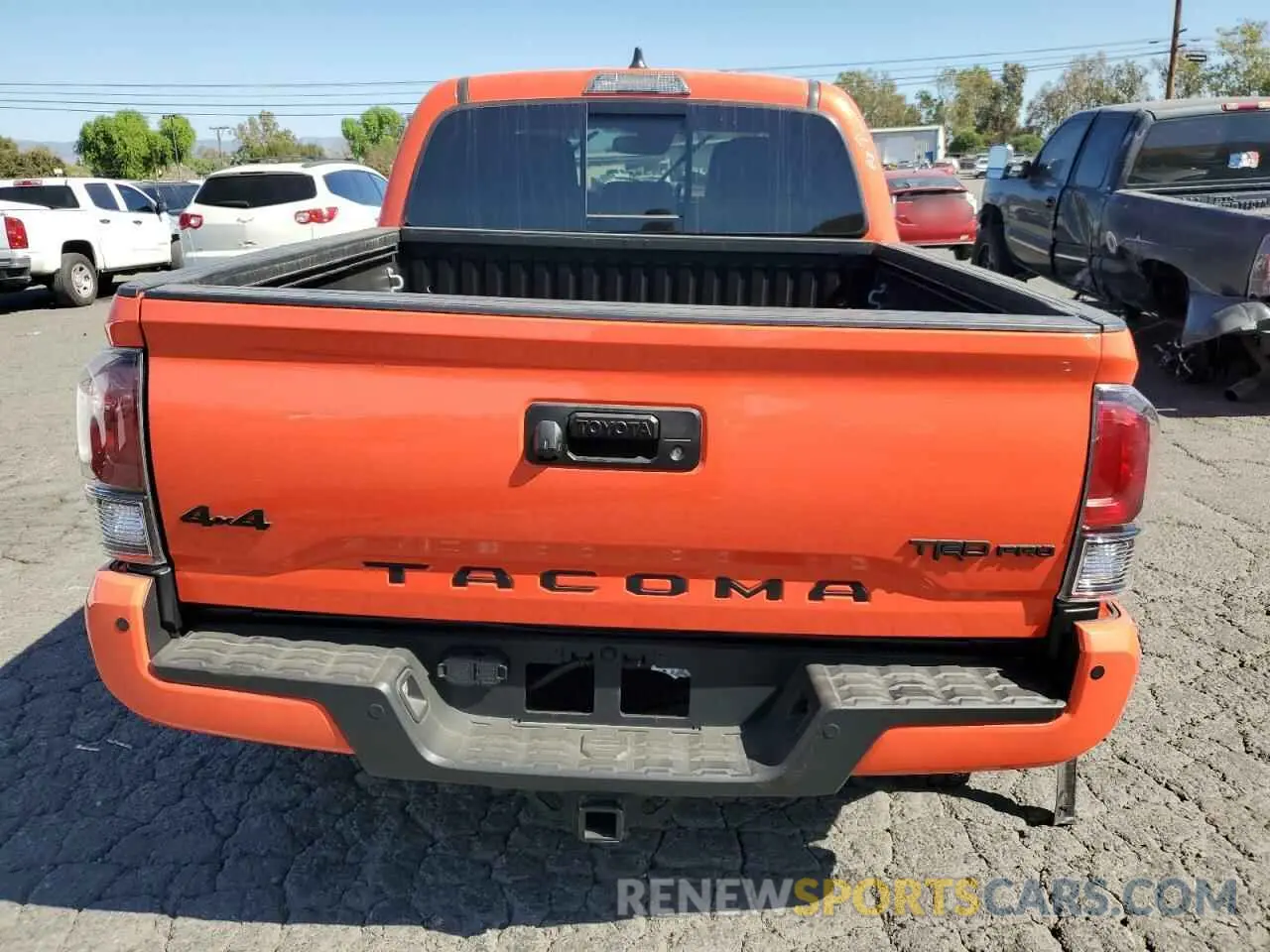 6 fotografías del automóvil dañado 3TYCZ5AN7PT169177 TOYOTA TACOMA 2023